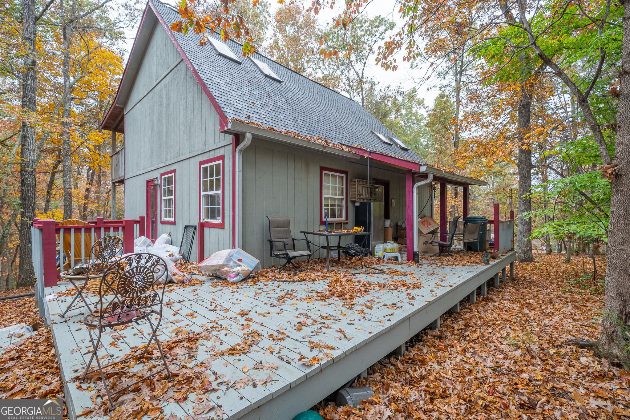 1863 Villa Drive Property Photo 1