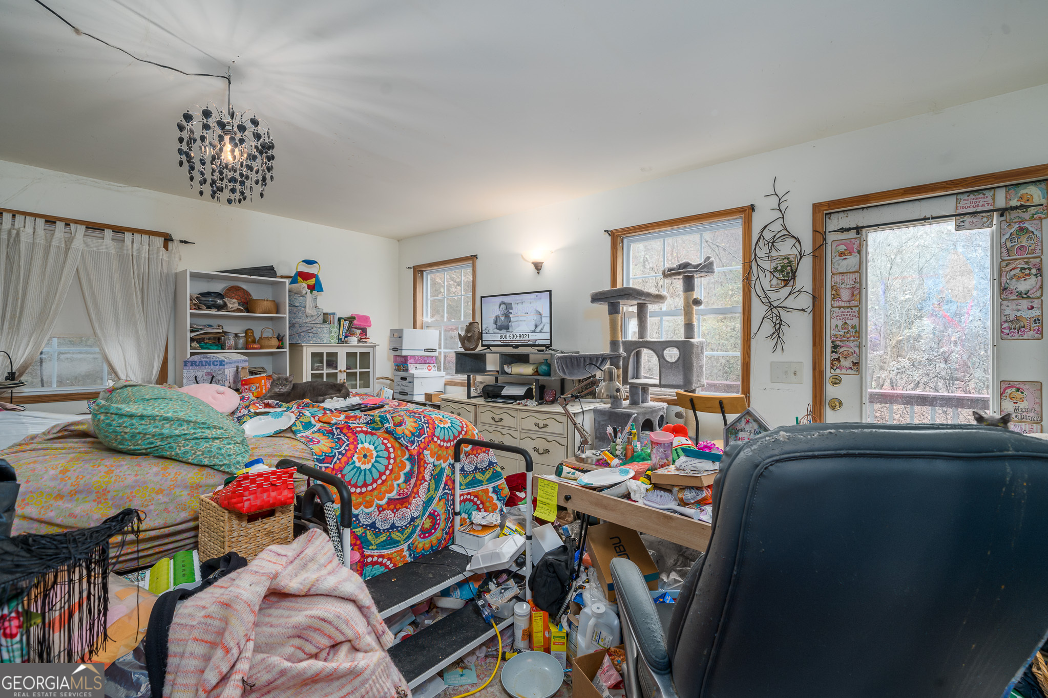 1863 Villa Drive Property Photo 19