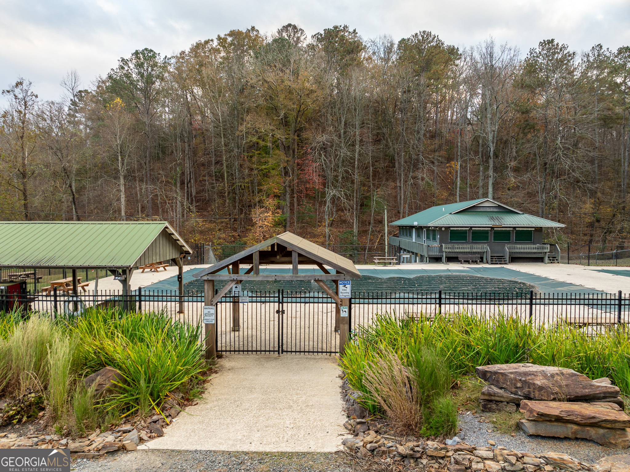 1863 Villa Drive Property Photo 35