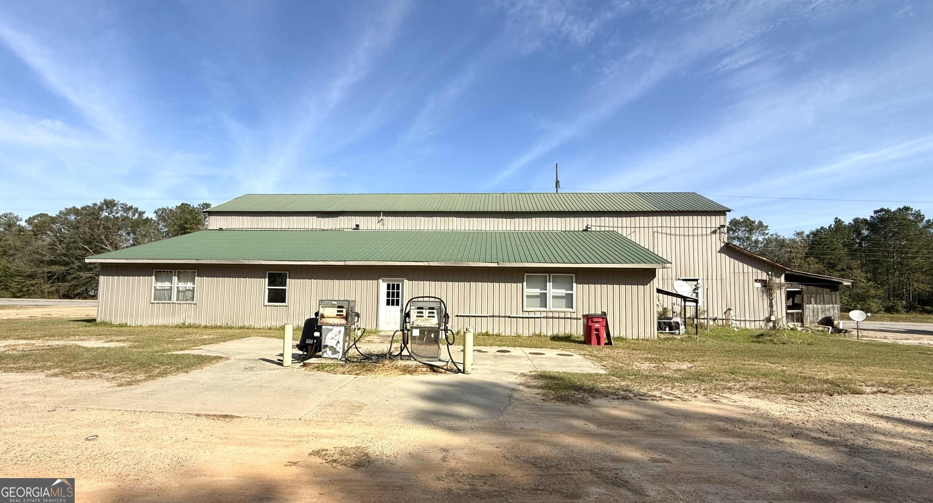 4460 Ga Highway 24 S Property Photo 9