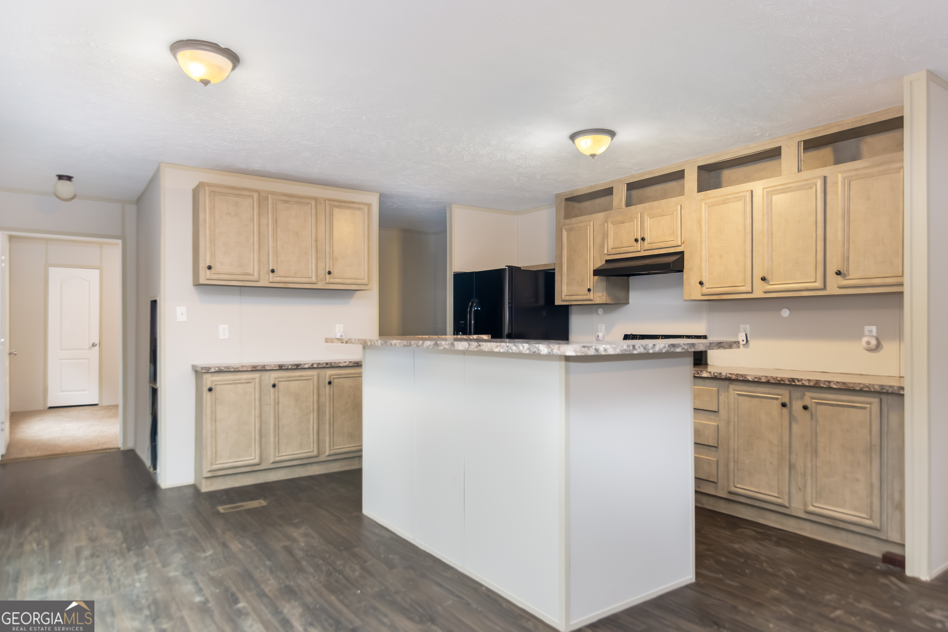 56 Almond Circle Property Photo 3