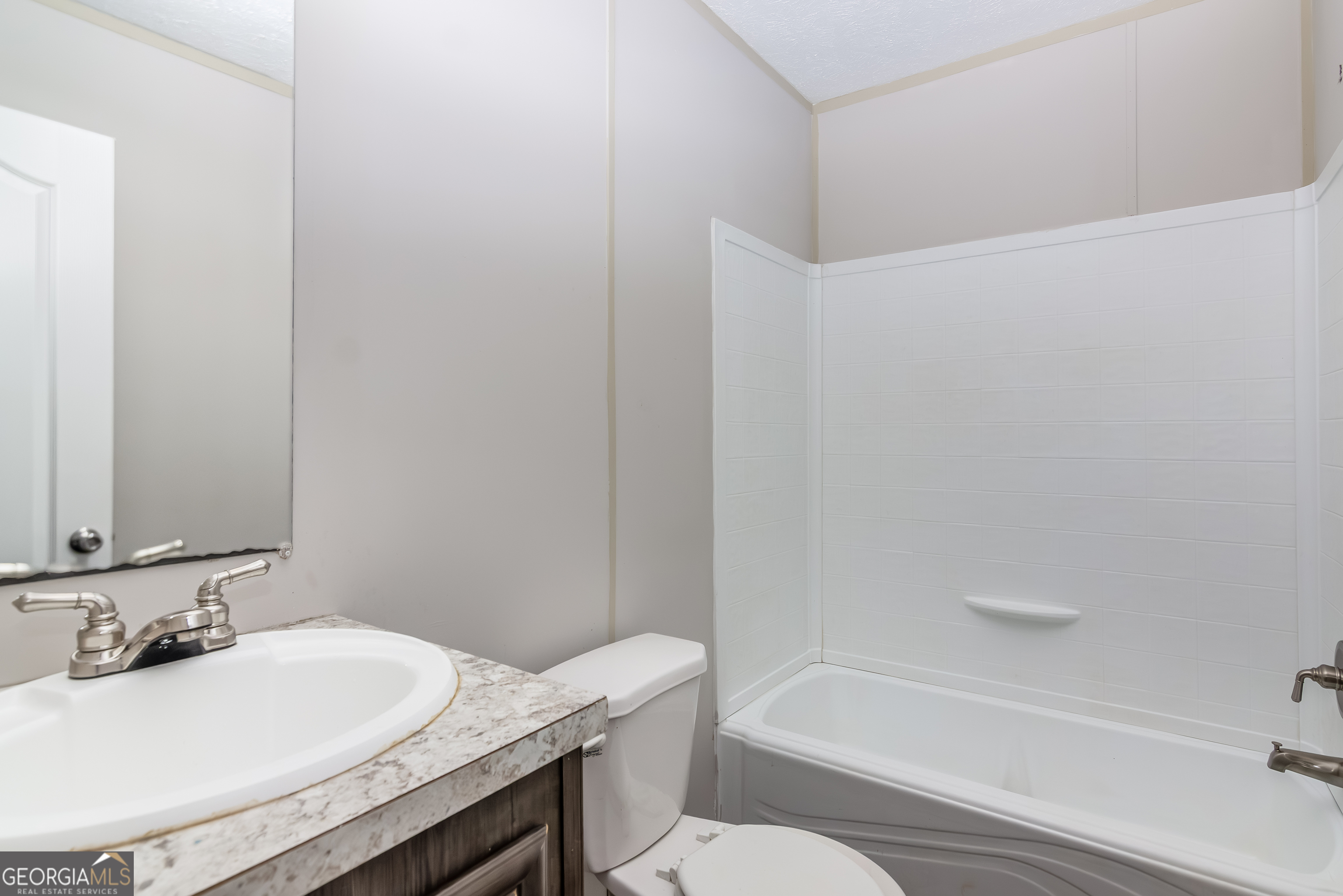 56 Almond Circle Property Photo 18