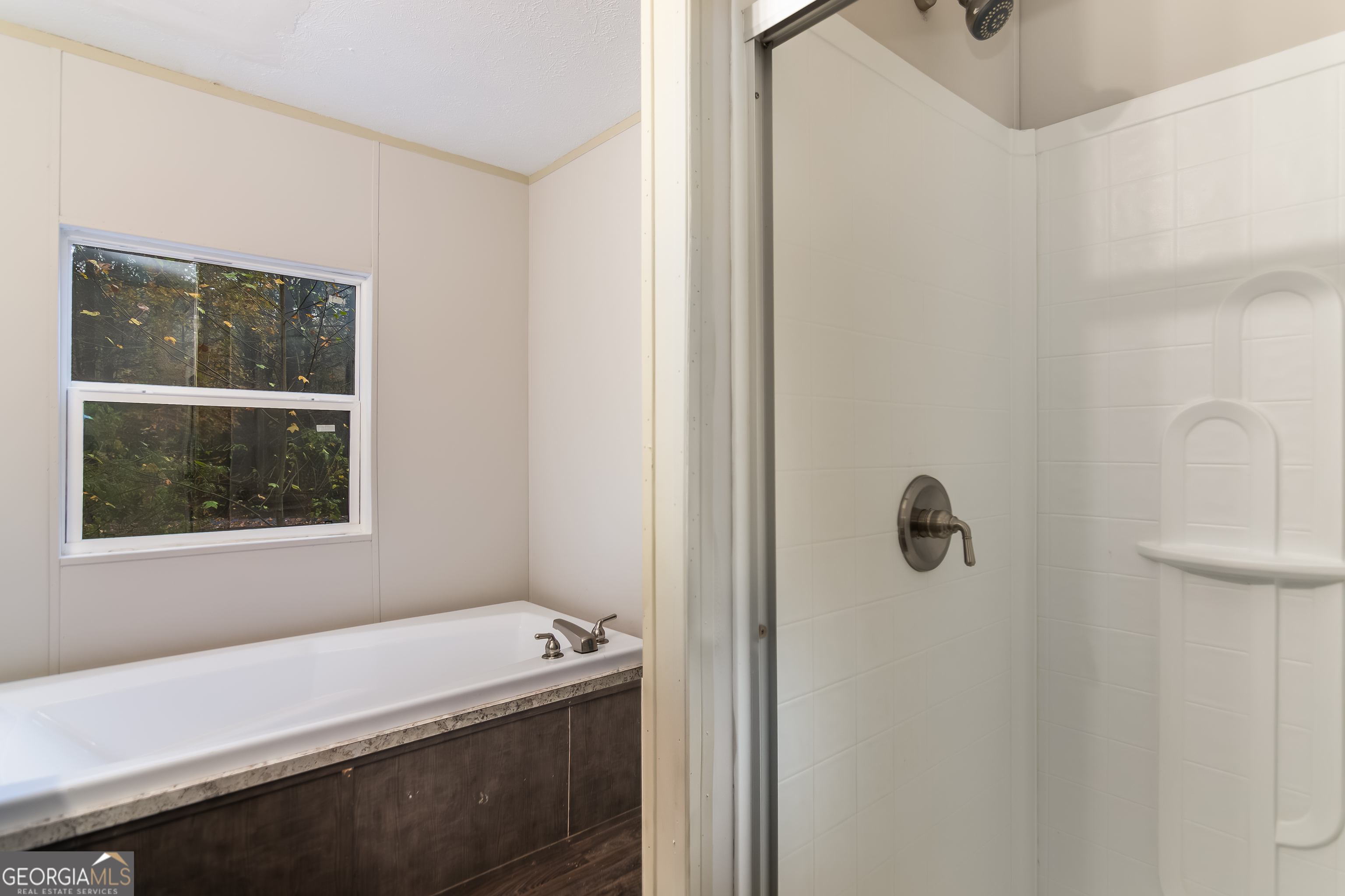 56 Almond Circle Property Photo 19