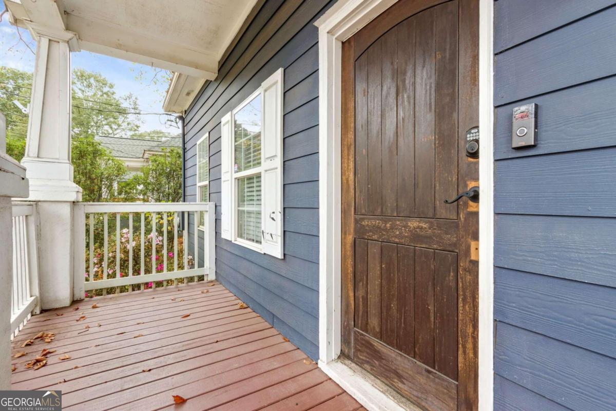3267 Elm Street Property Photo 4