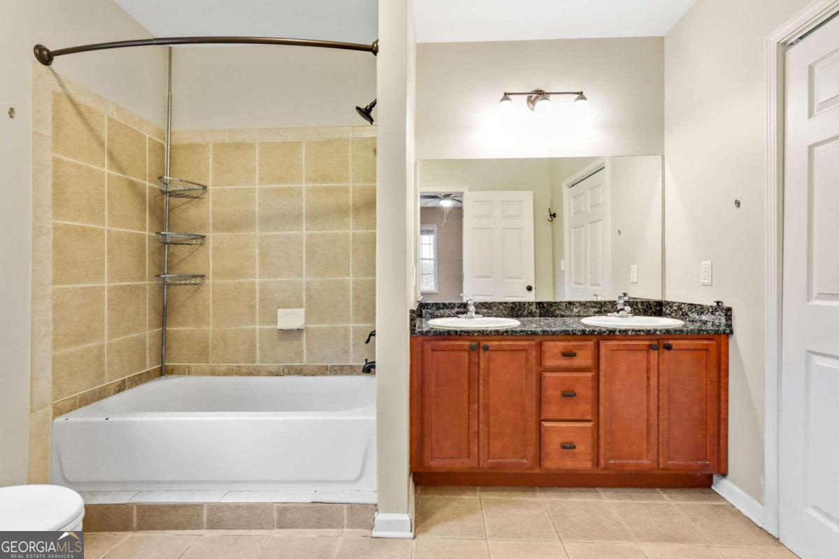 3267 Elm Street Property Photo 13