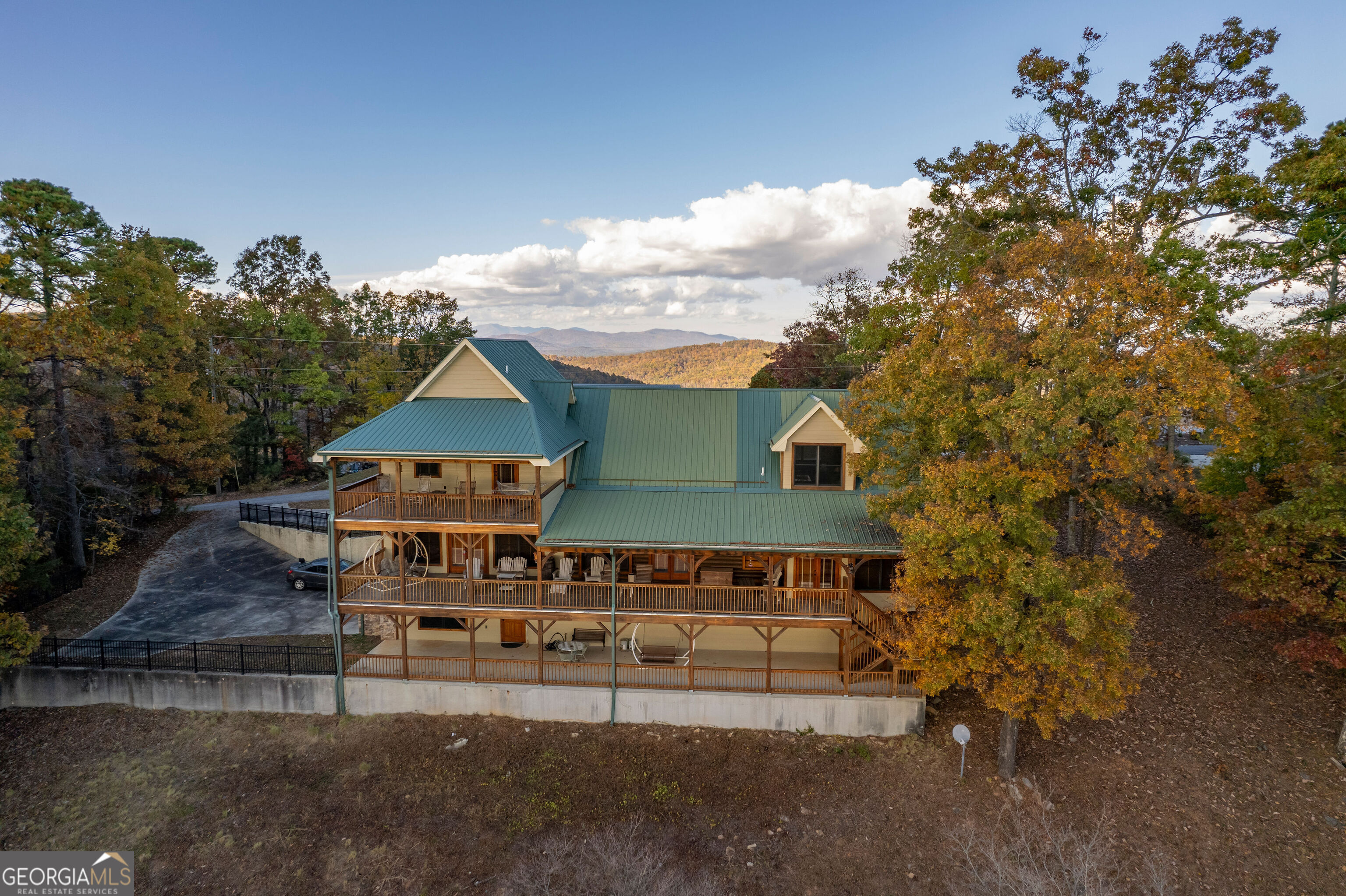 929 Hickory Nut Mountain Road Property Photo