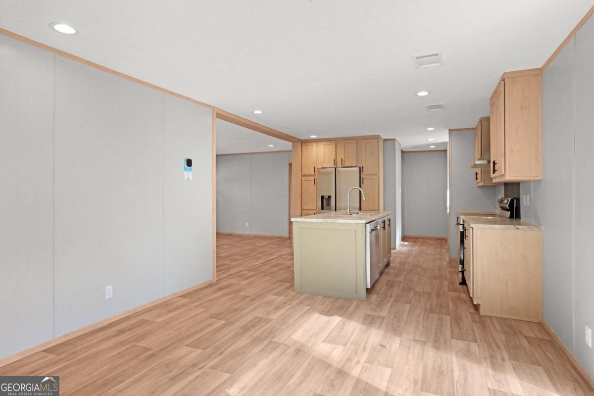 912 Broadhurst Road West Property Photo 15