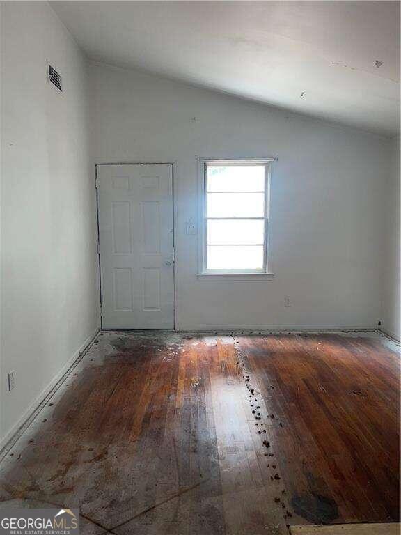 131 Lake Drive Property Photo 8