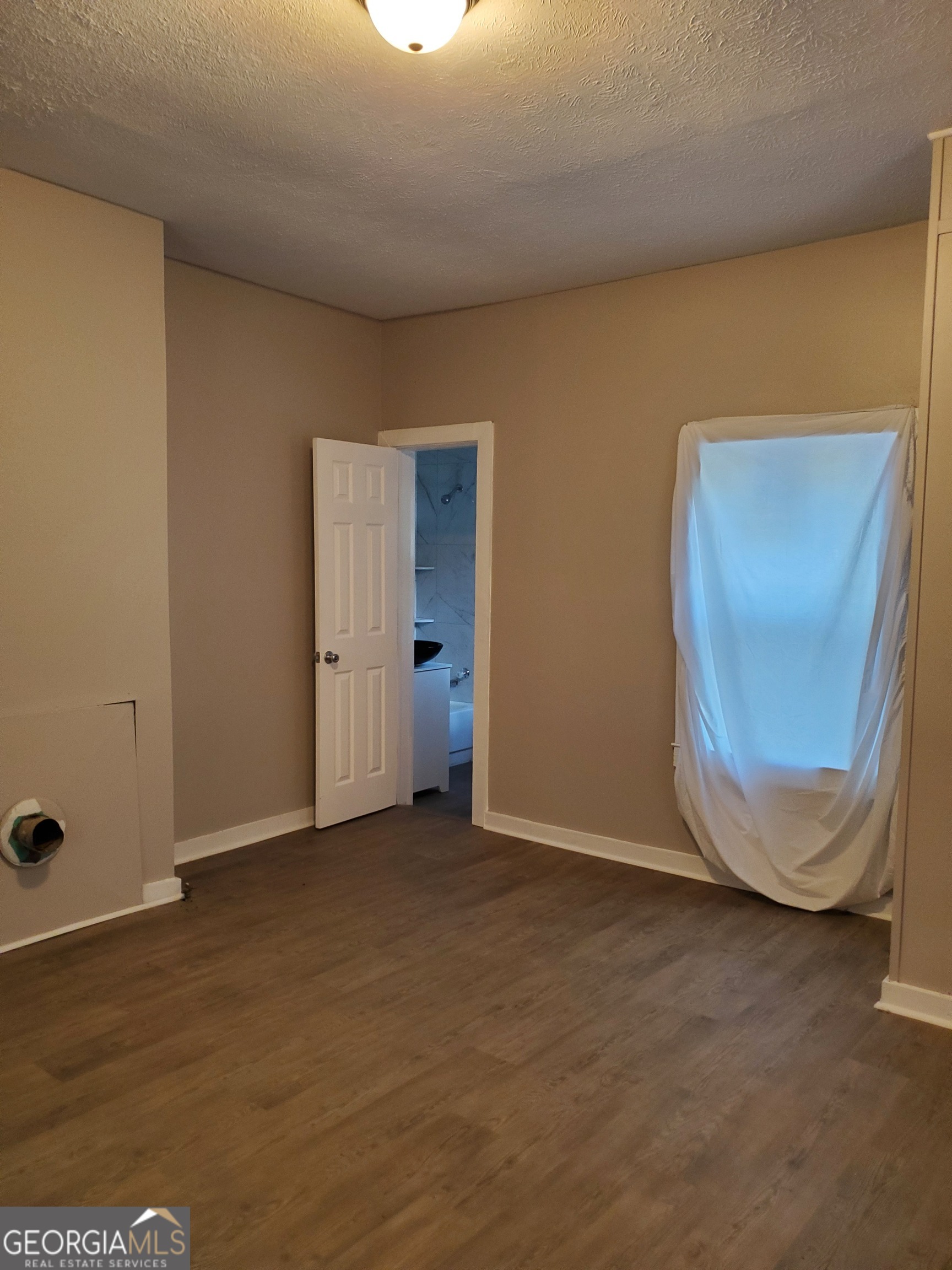 522 Hinton Street Property Photo 5