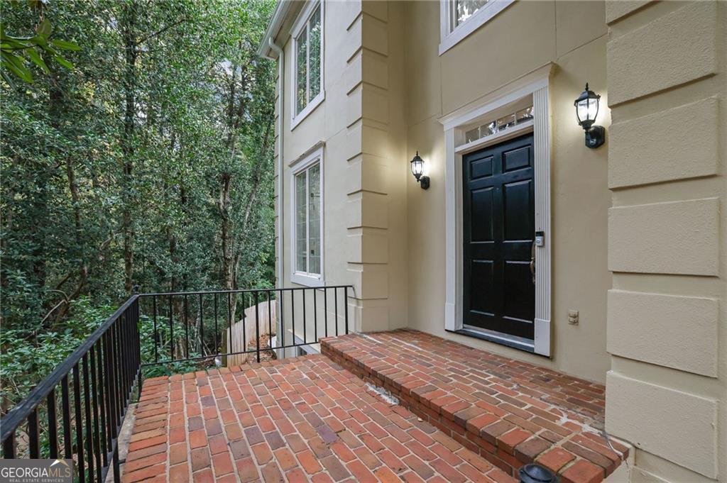 10 Braemore Drive Property Photo 6