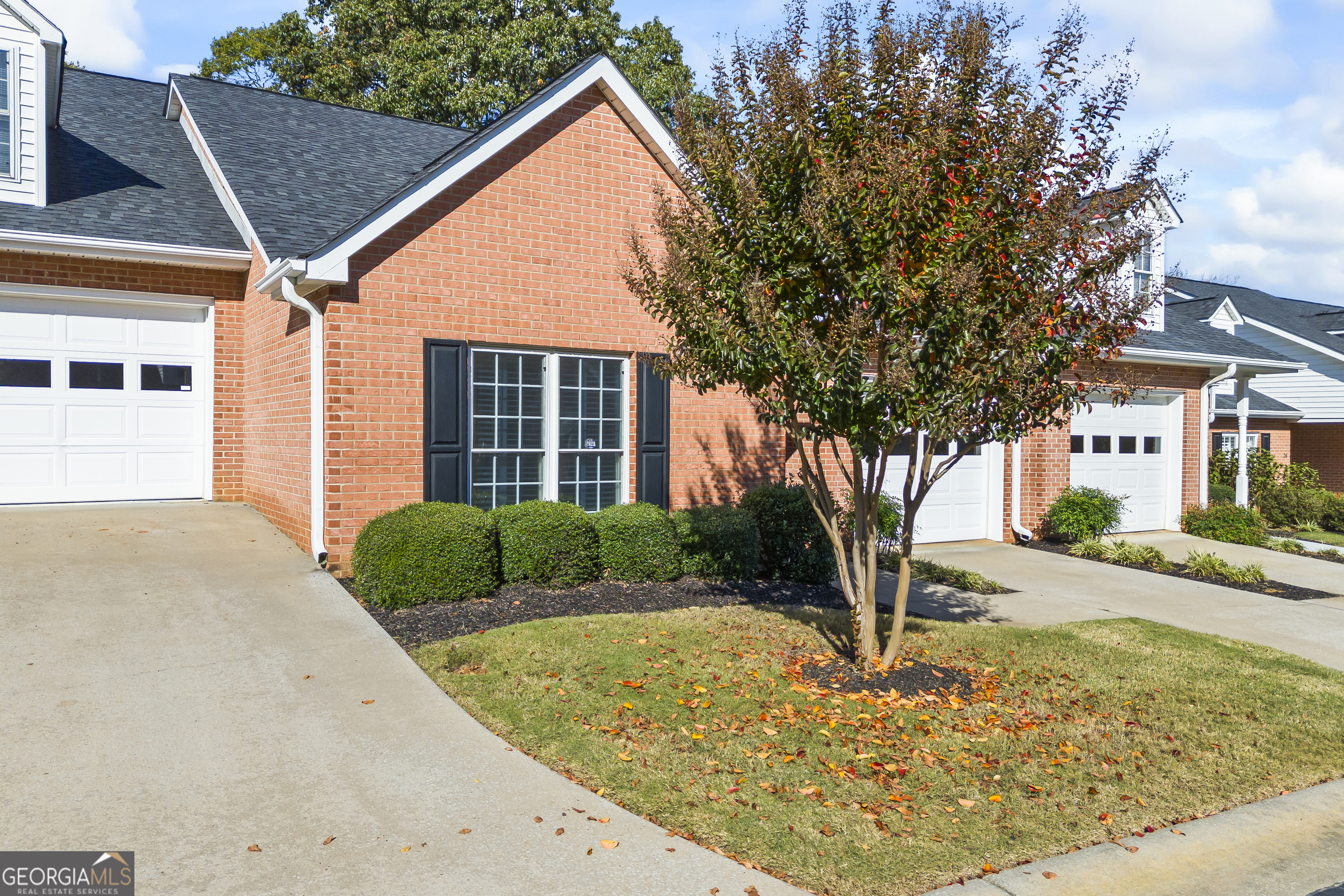 38 Somerset Court Property Photo 3