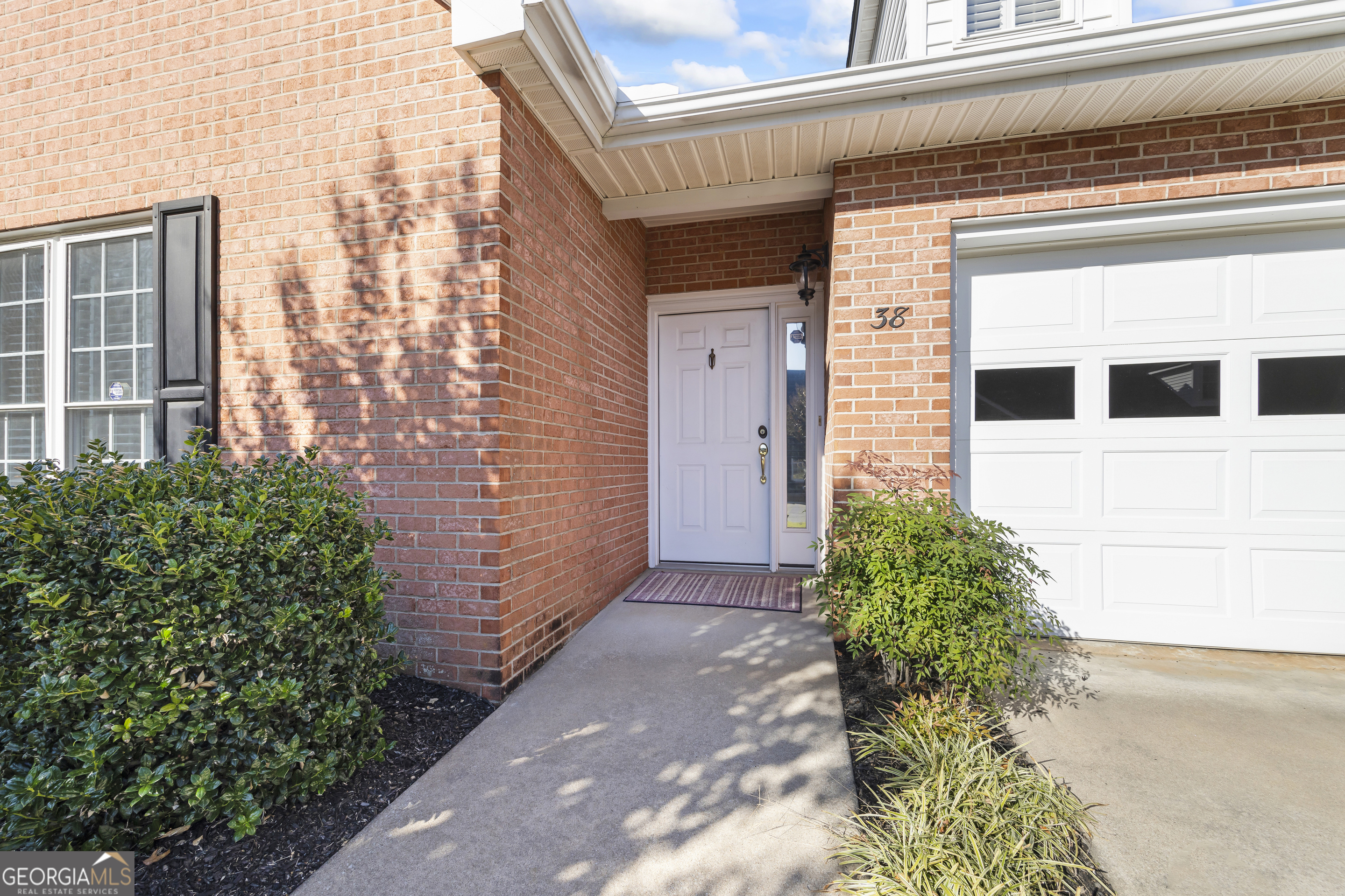 38 Somerset Court Property Photo 6