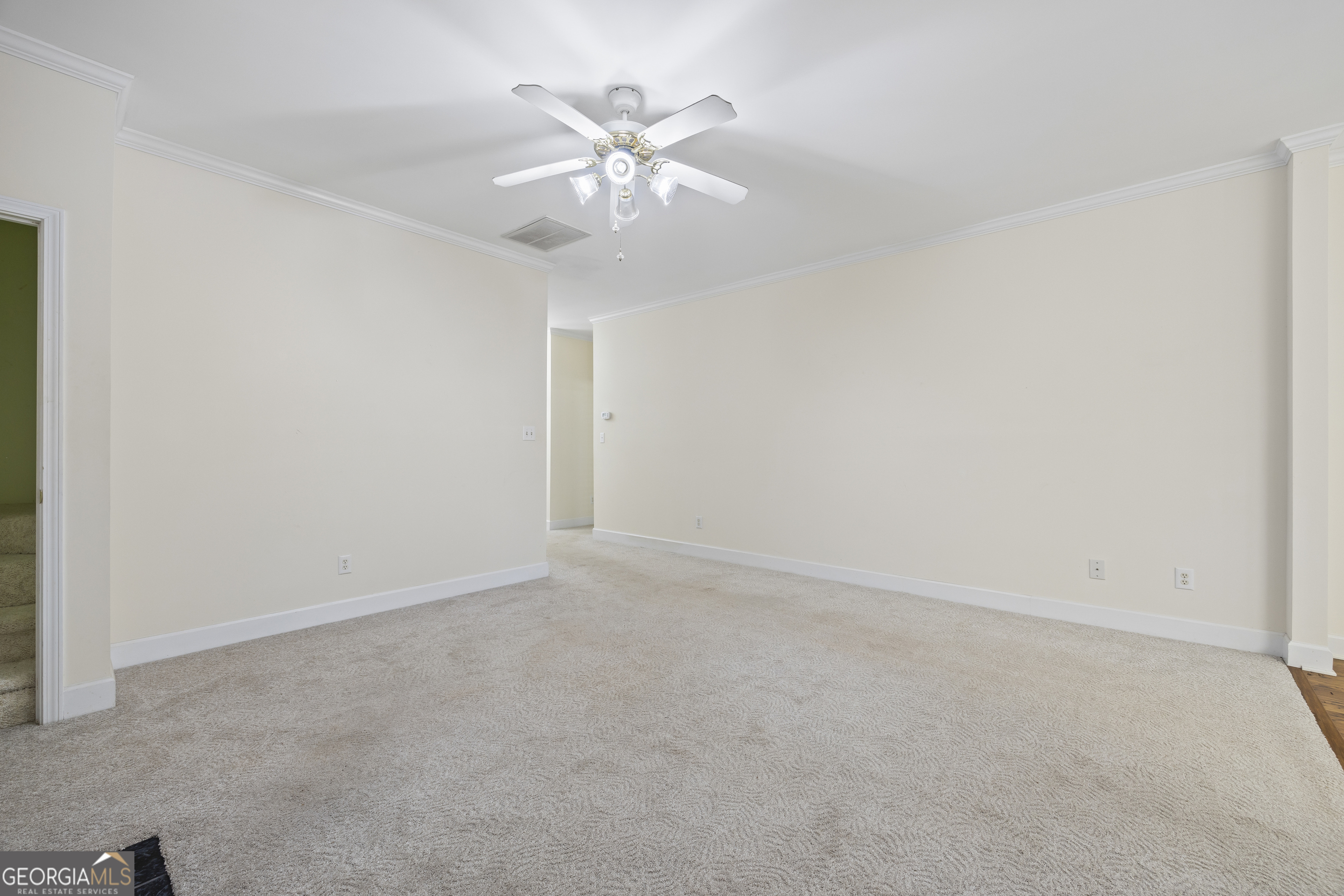 38 Somerset Court Property Photo 23