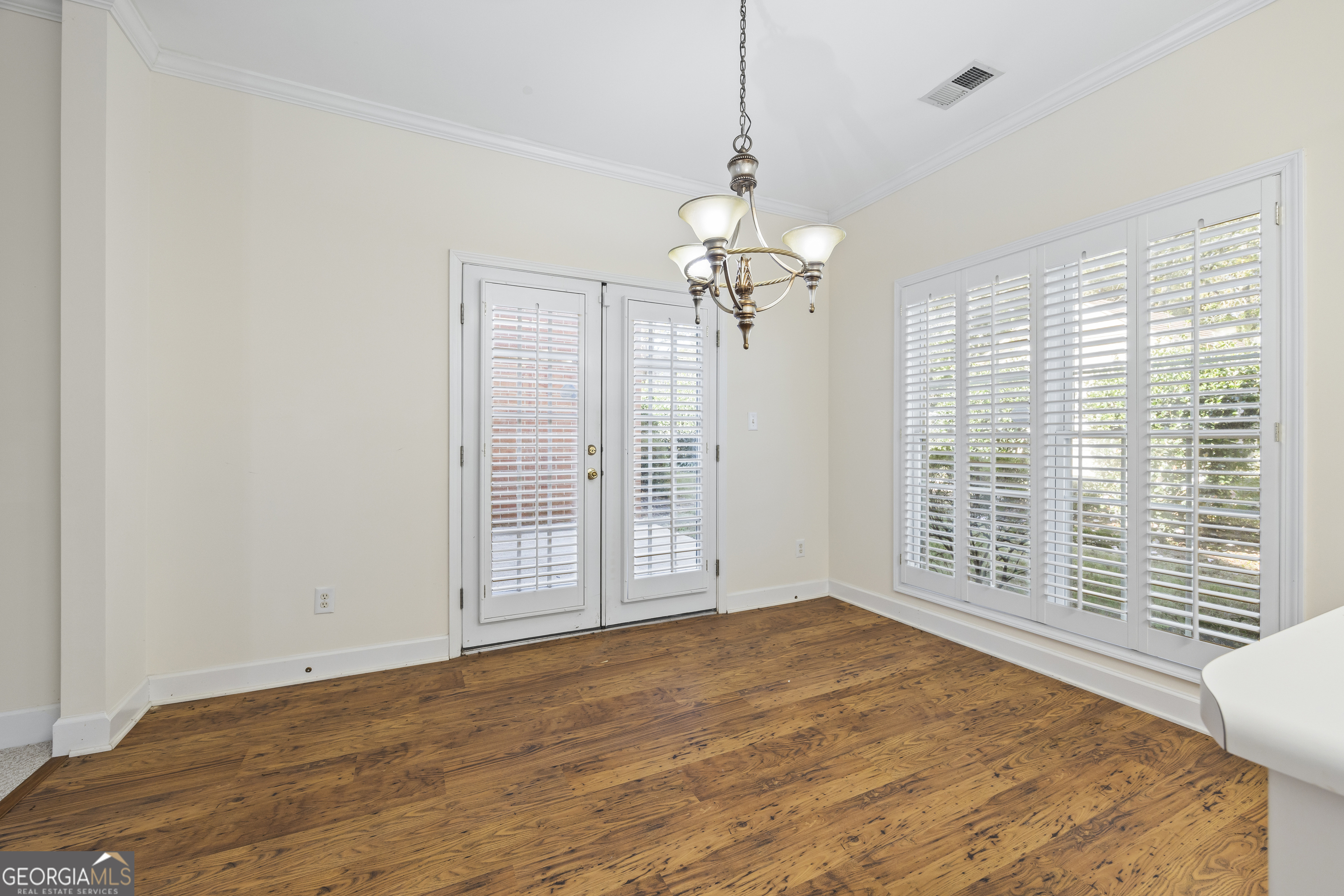 38 Somerset Court Property Photo 25