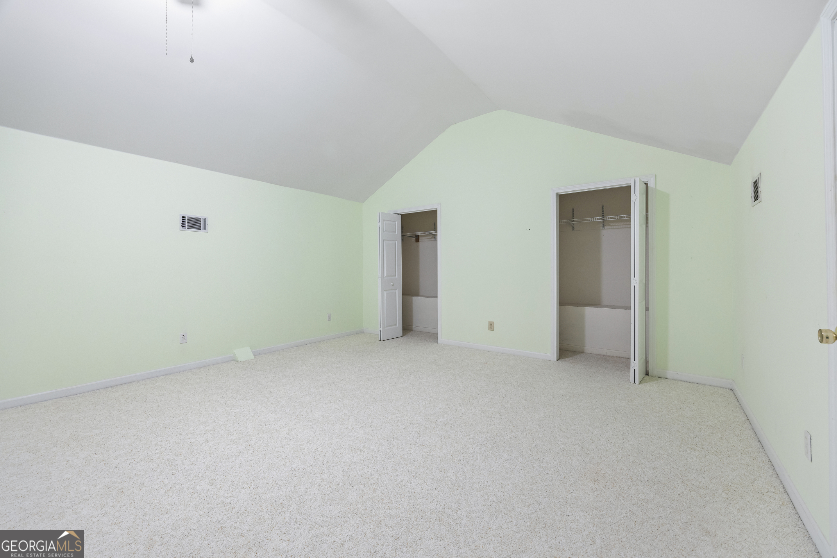 38 Somerset Court Property Photo 33