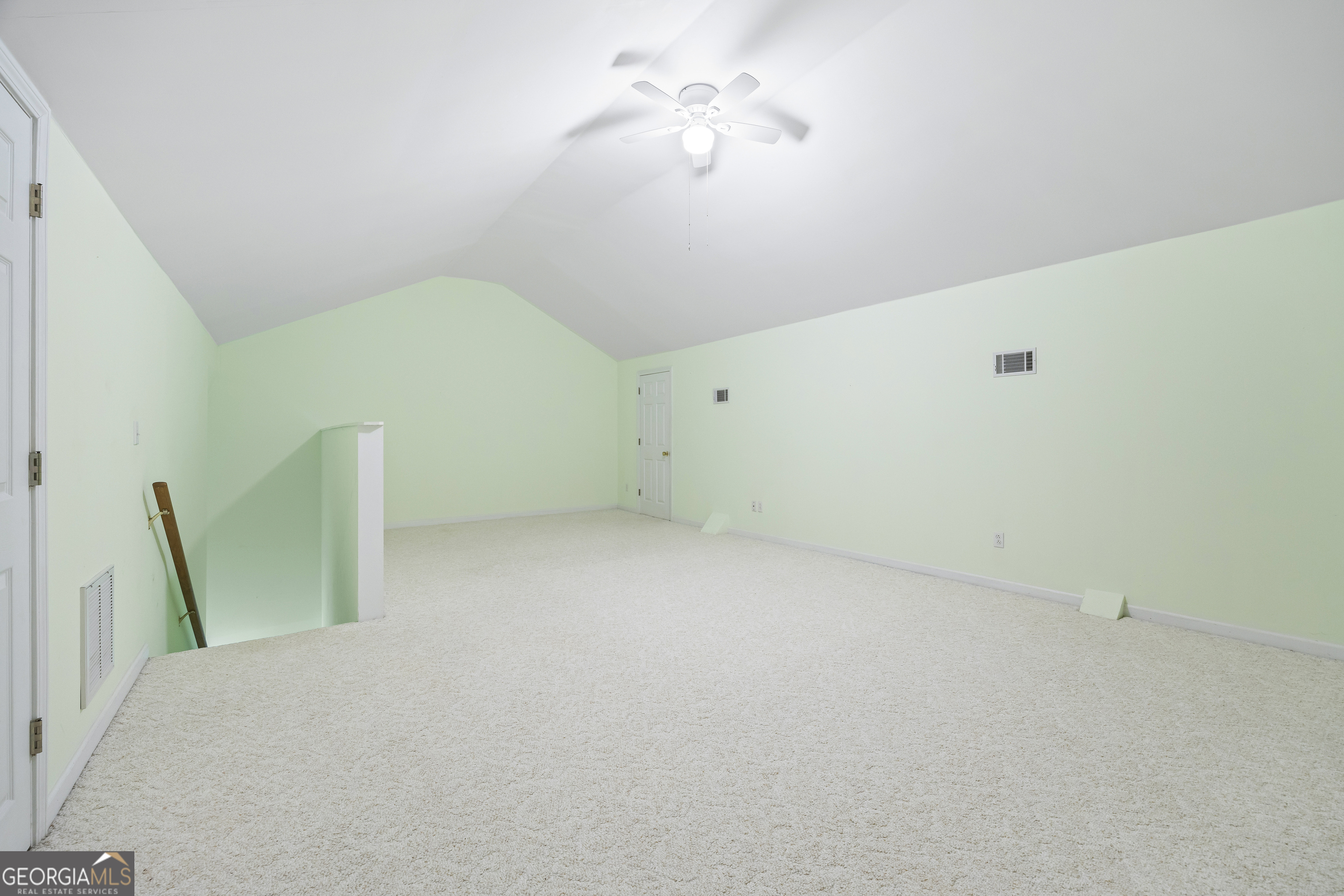 38 Somerset Court Property Photo 34