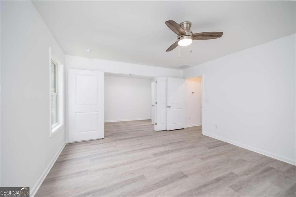 2225 Sargent Place Se Property Photo 5
