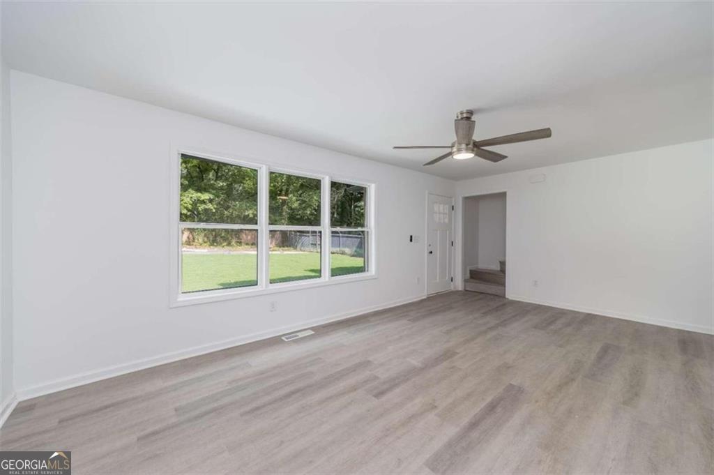 2225 Sargent Place Se Property Photo 13