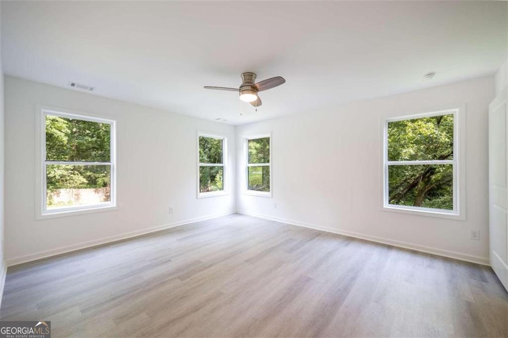 2225 Sargent Place Se Property Photo 18