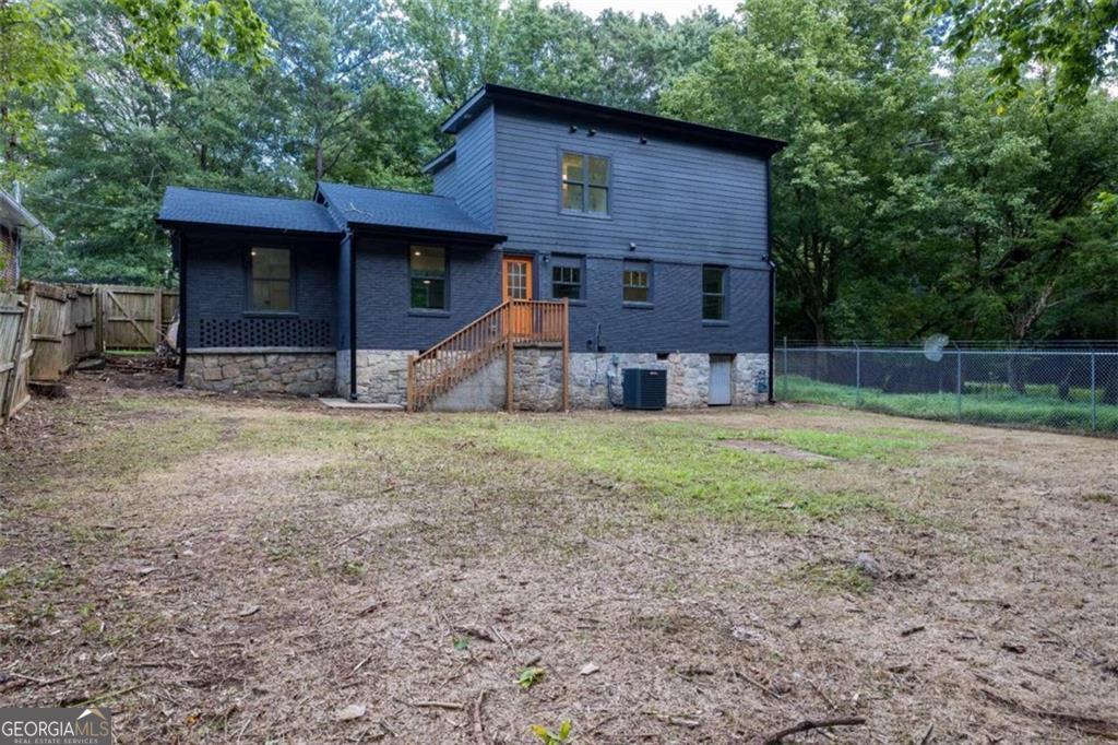 2225 Sargent Place Se Property Photo 21