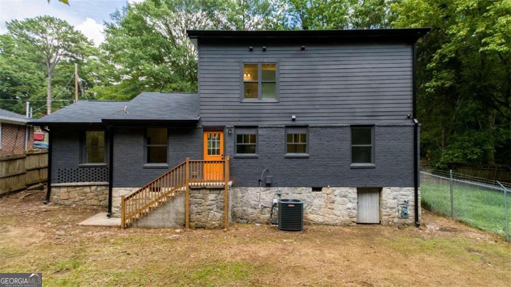2225 Sargent Place Se Property Photo 22