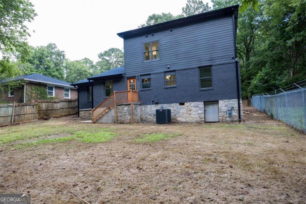 2225 Sargent Place Se Property Photo 23