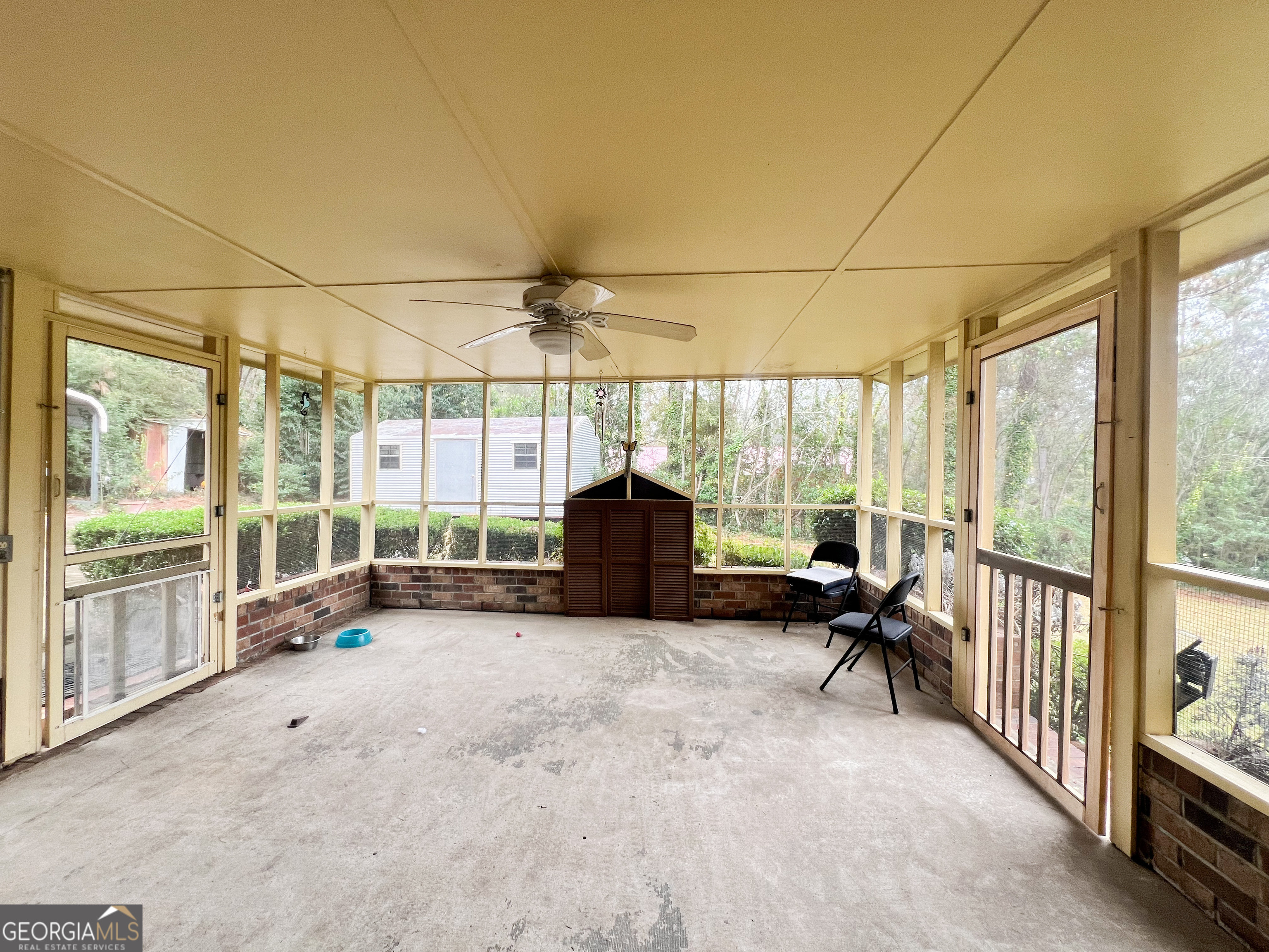 726 Victoria Circle Property Photo 6