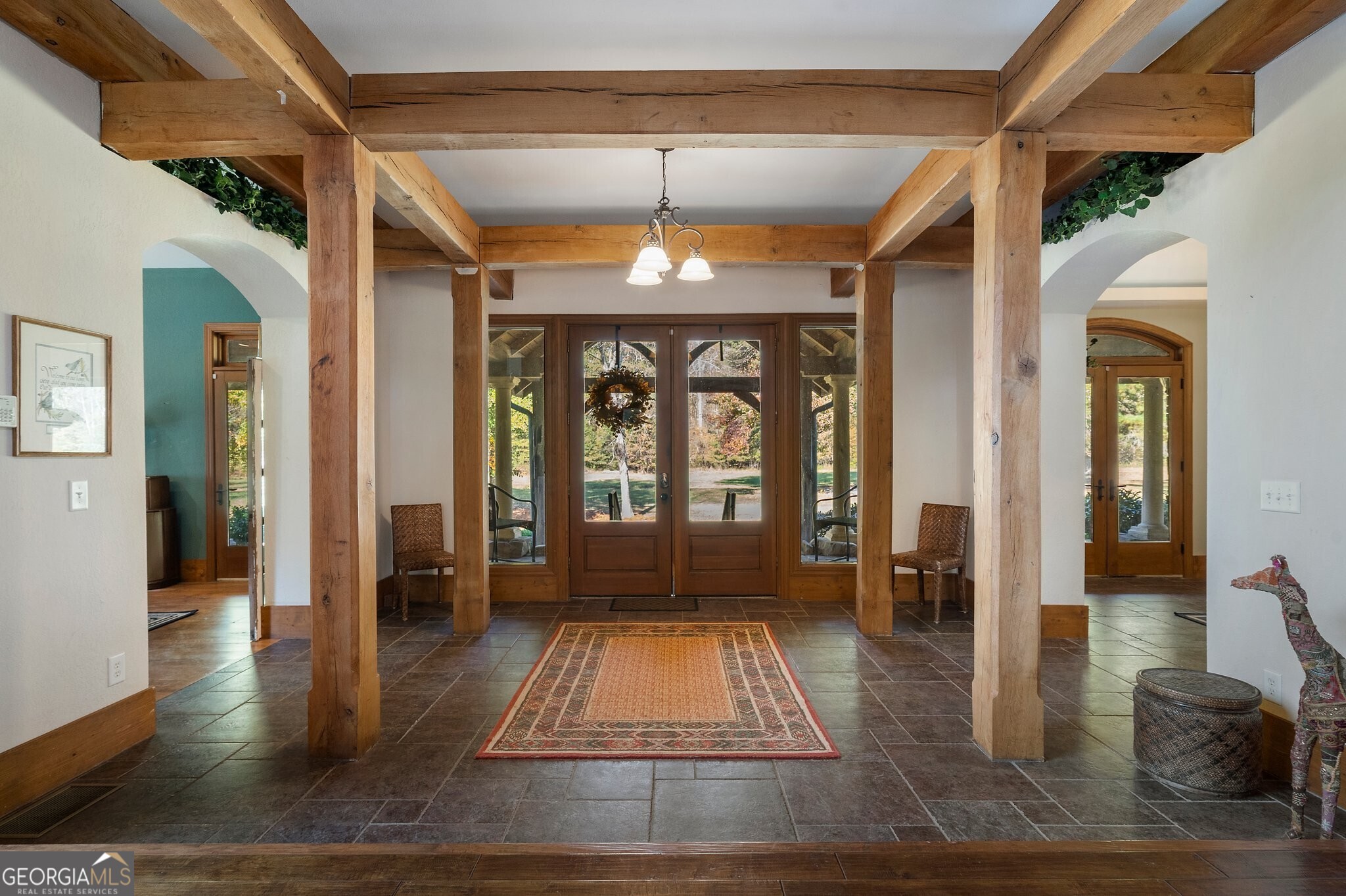 5185 Buice Road Property Photo 4