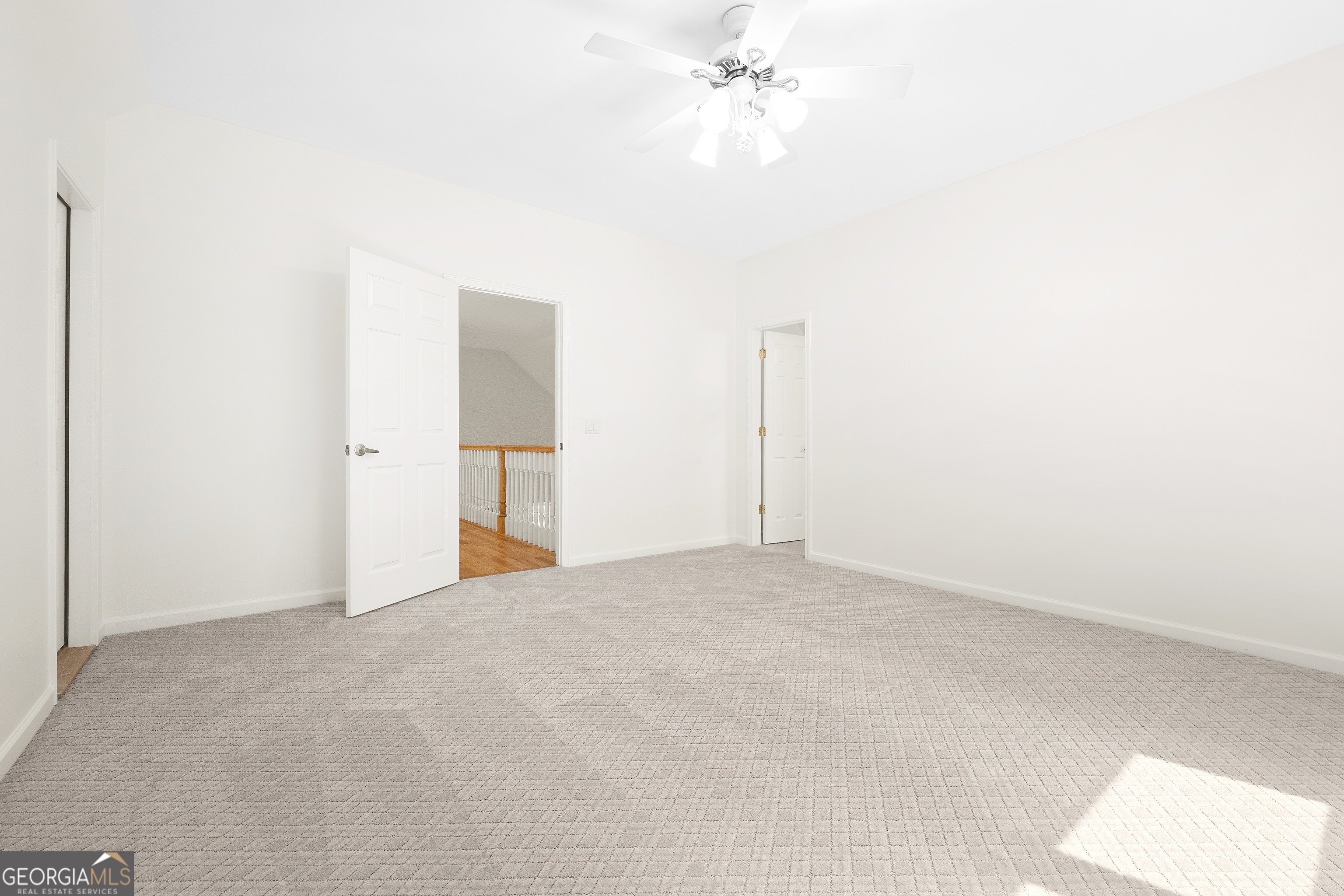 124 S Shore Drive Property Photo 22