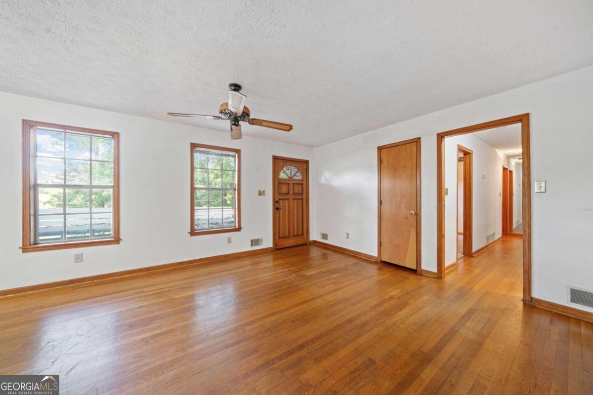 3636 Anneewakee Road Property Photo 4