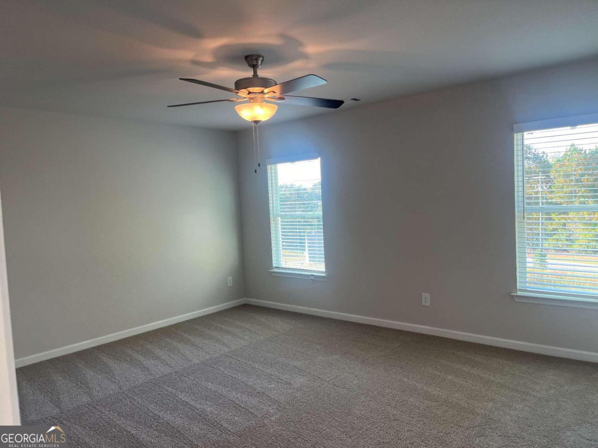 3270 Forest Green Drive Property Photo 8