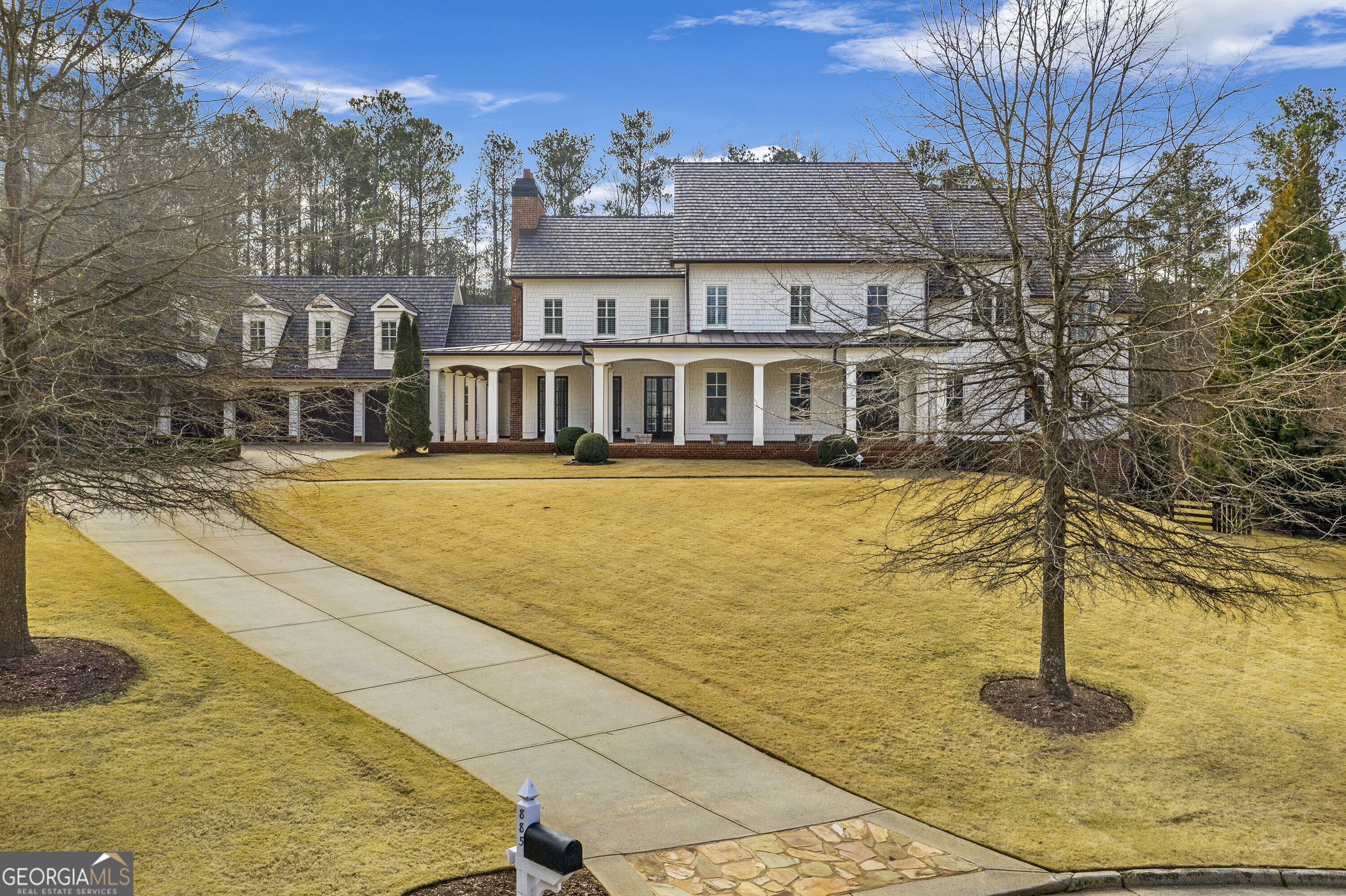 885 Crabapple Hill Property Photo 3