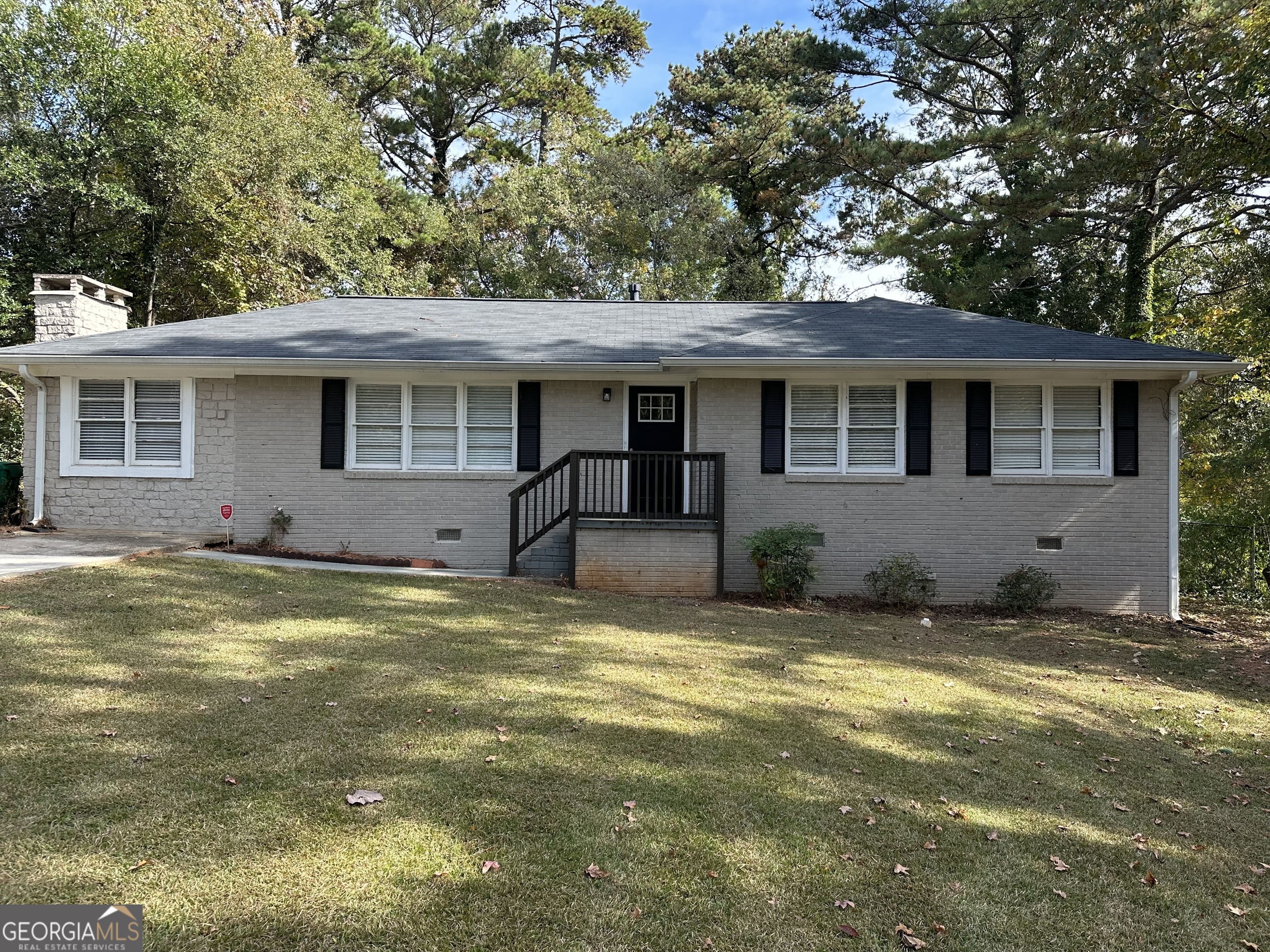 1581 Hollyhock Terrace Property Photo 2