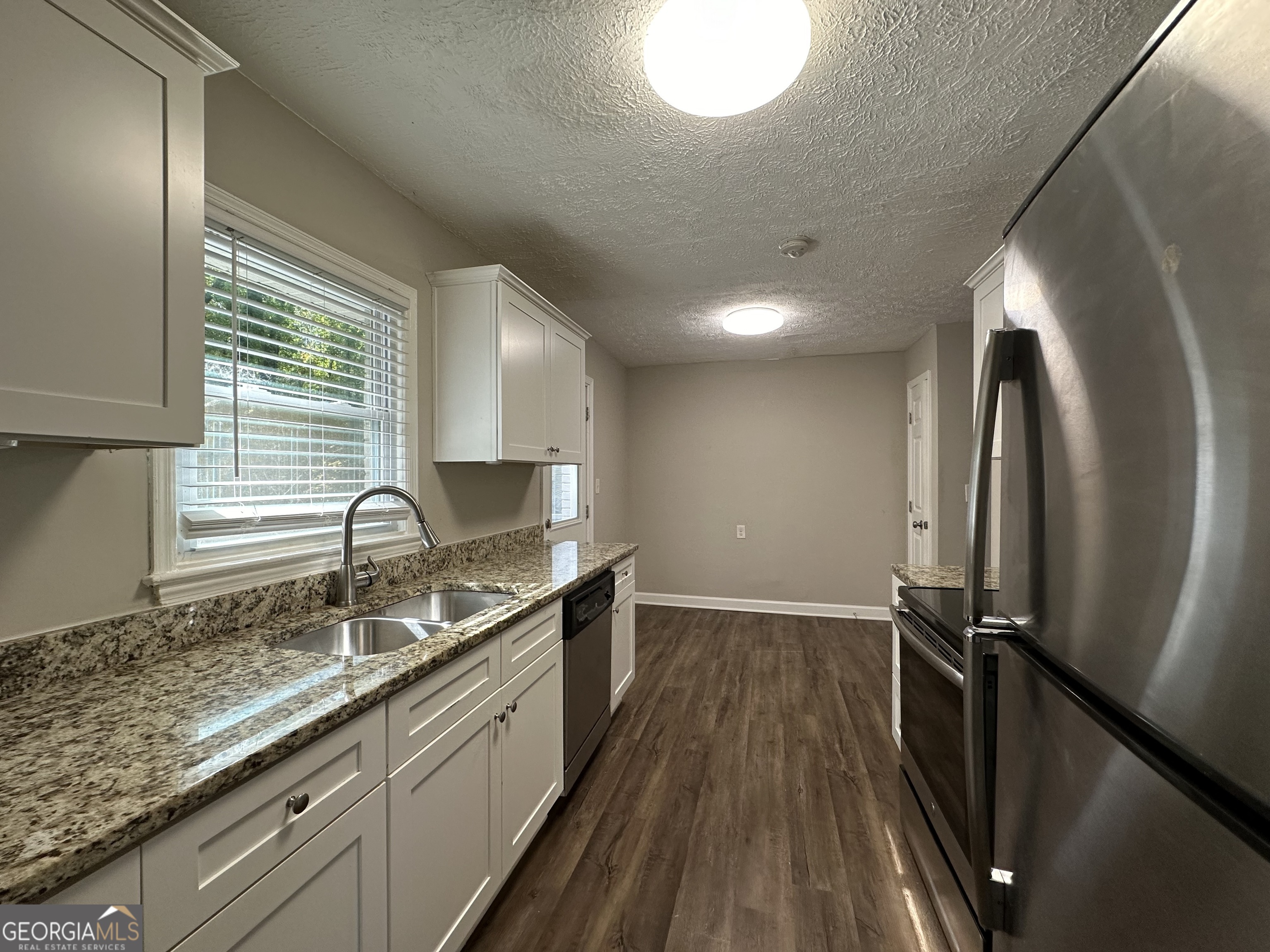 2019 W Flat Shoals Terrace Property Photo 4