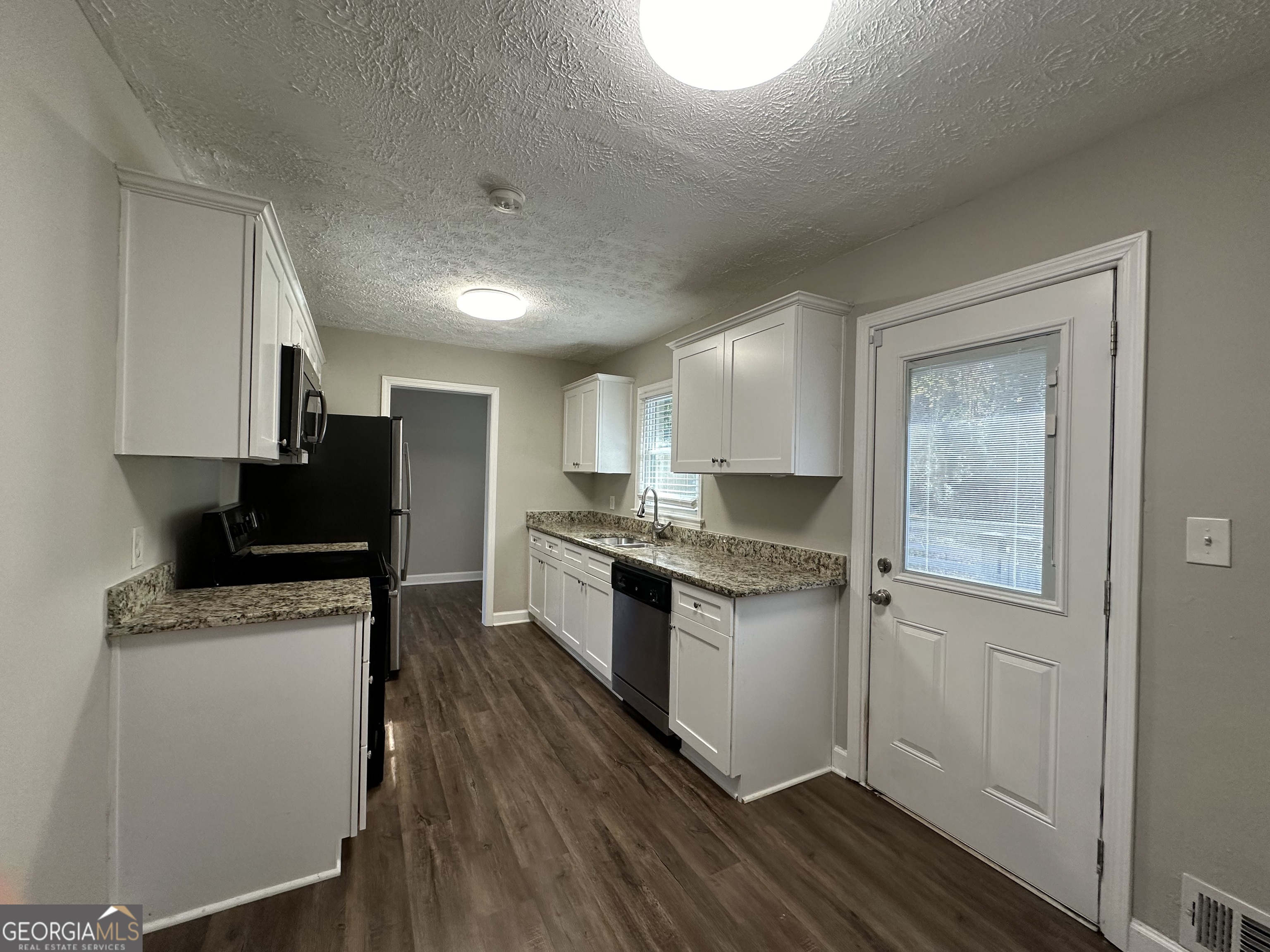 2019 W Flat Shoals Terrace Property Photo 5
