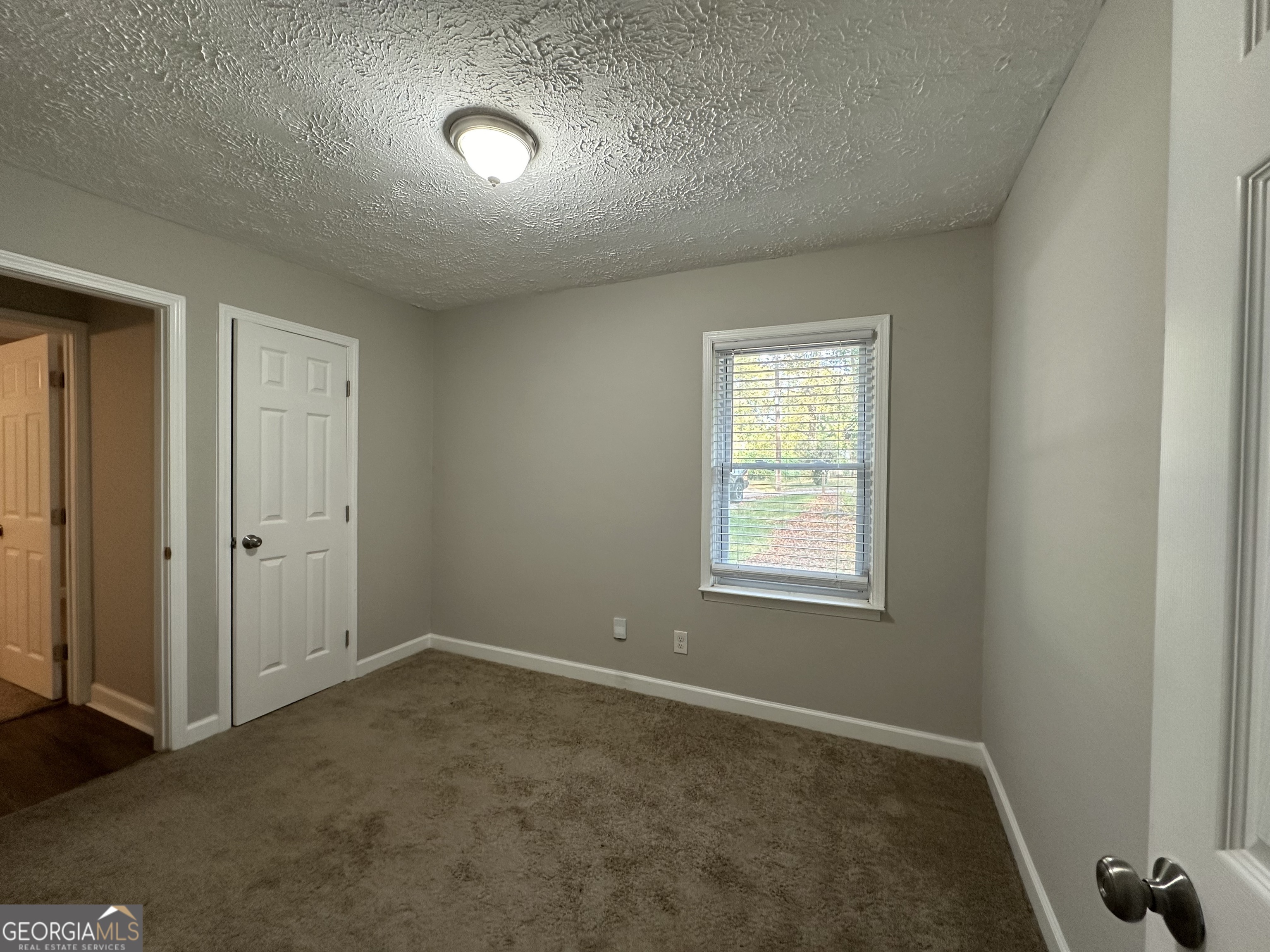 2019 W Flat Shoals Terrace Property Photo 7