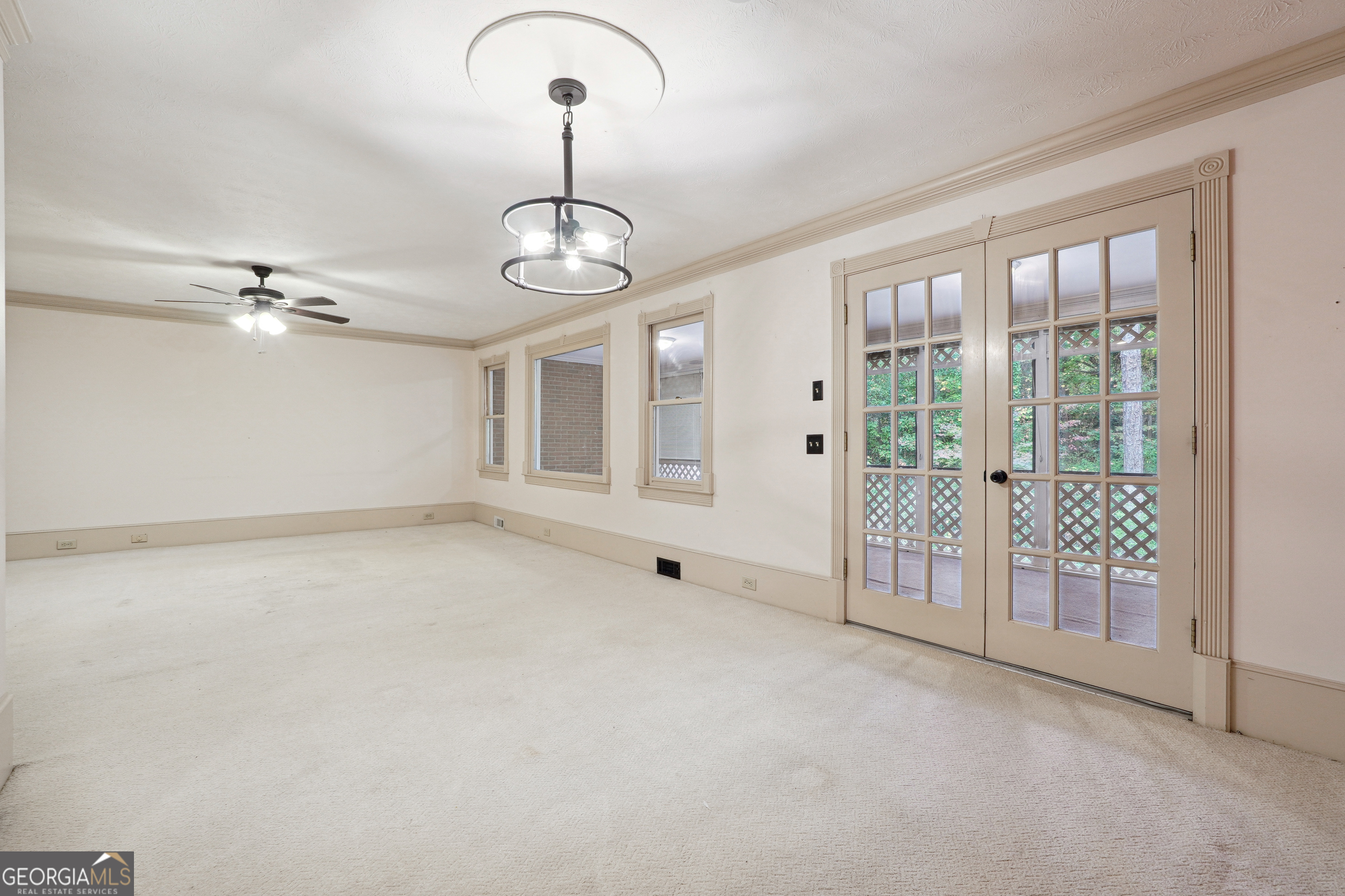 5417 Trentham Drive Property Photo 18