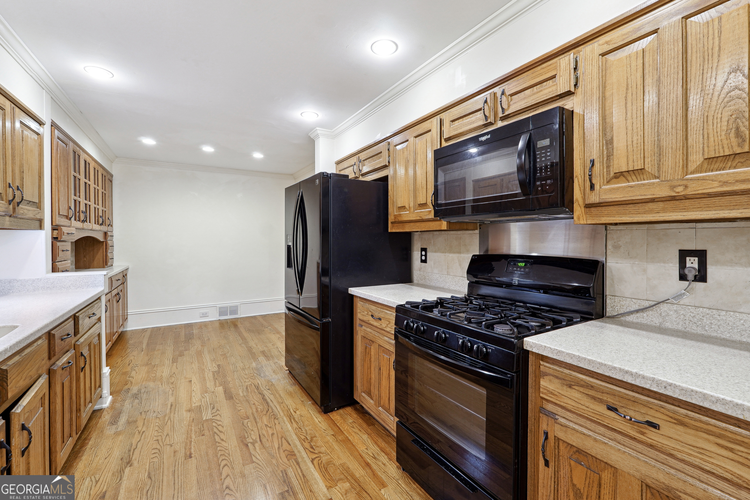 5417 Trentham Drive Property Photo 26