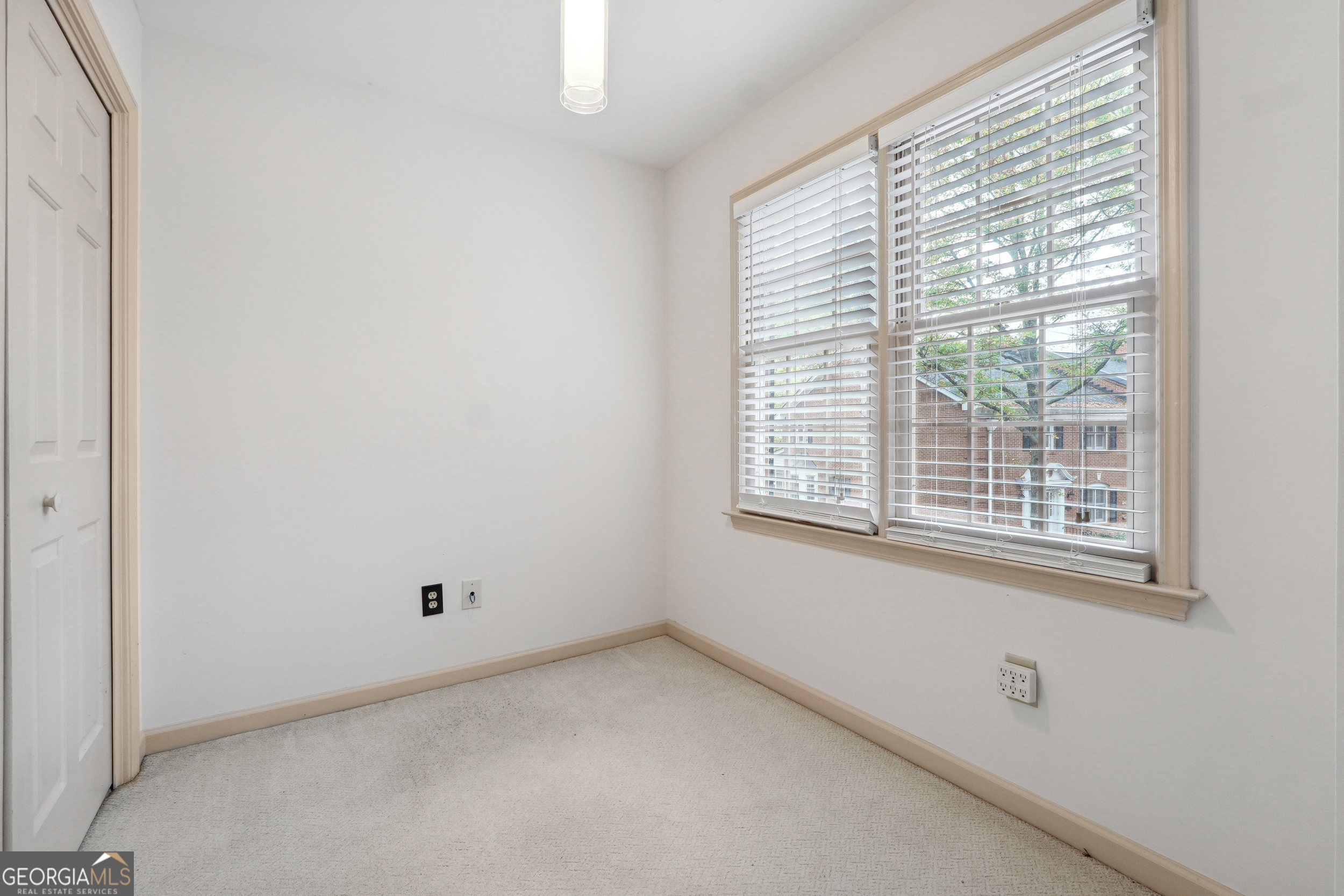 5417 Trentham Drive Property Photo 54