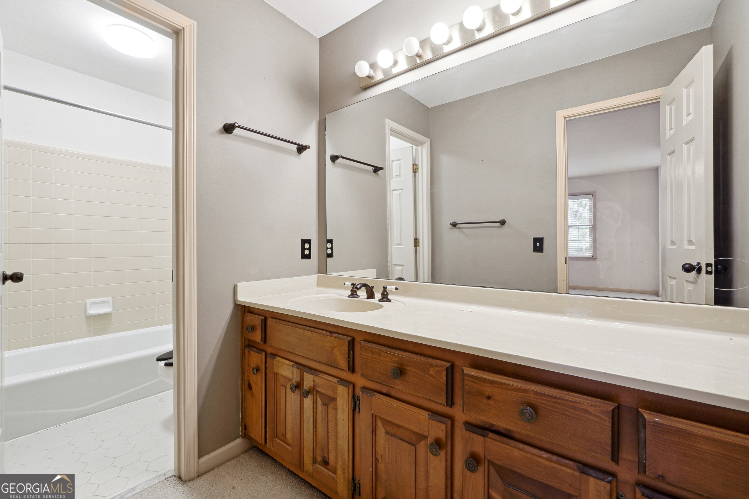 5417 Trentham Drive Property Photo 55