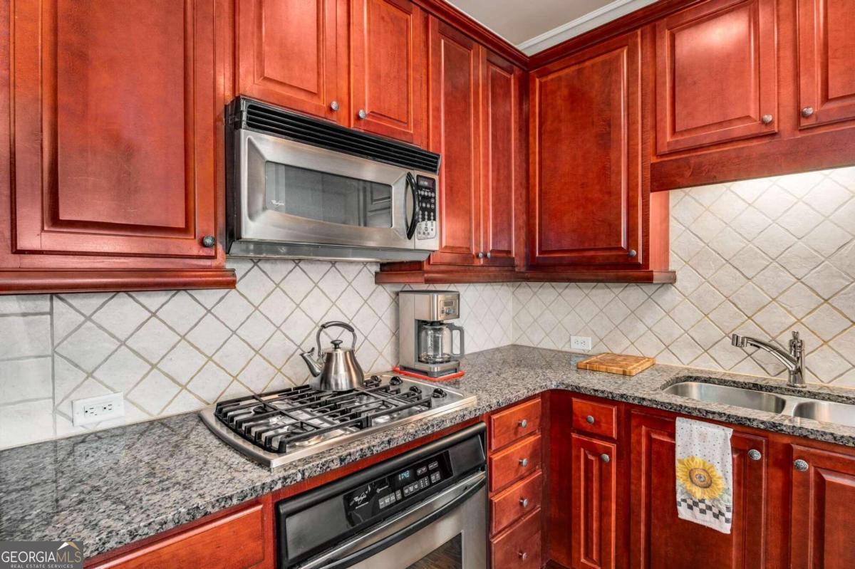 2300 Peachford Road # 1209 Property Photo 5