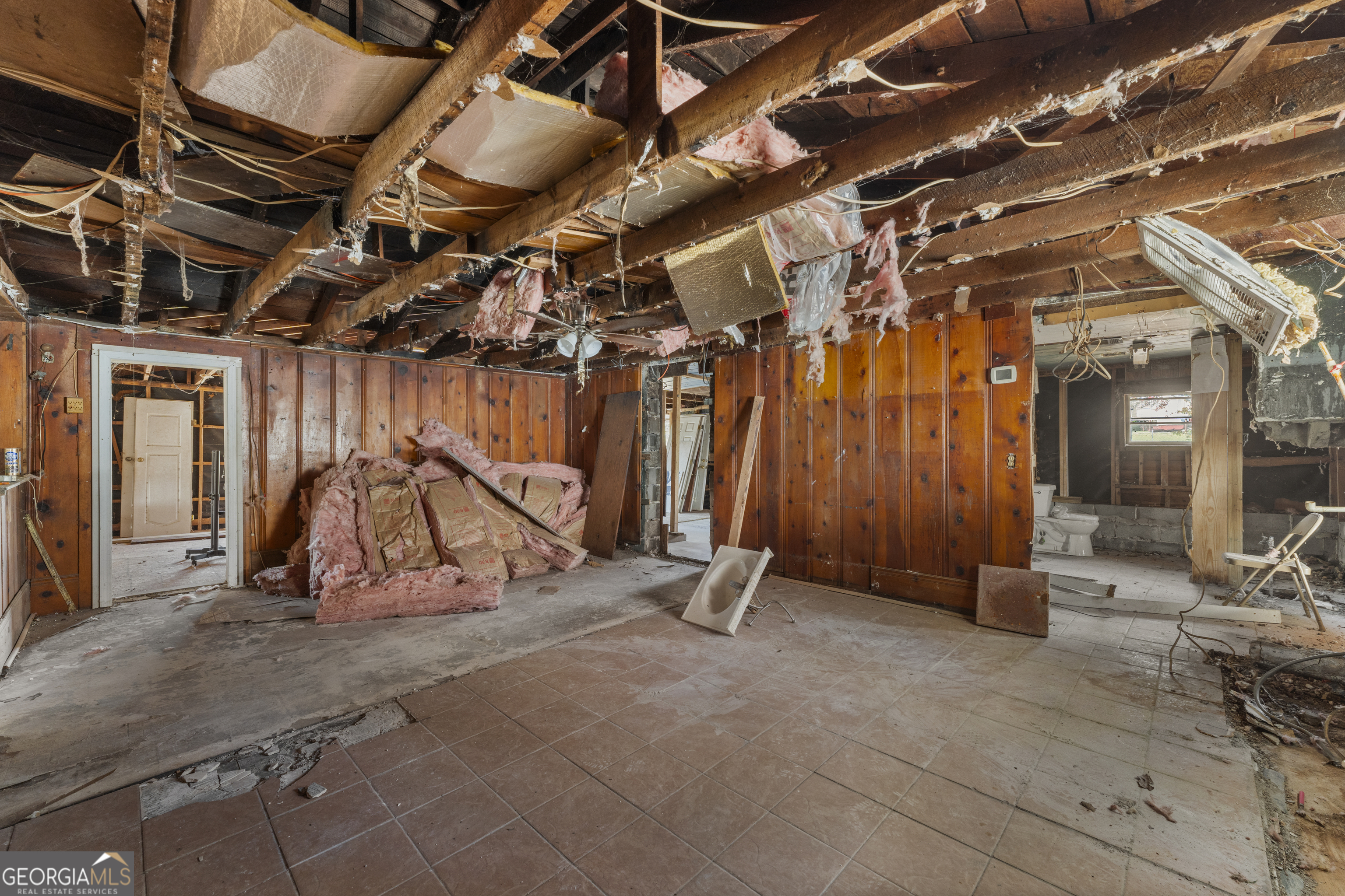 7736 W Point Road Property Photo 13
