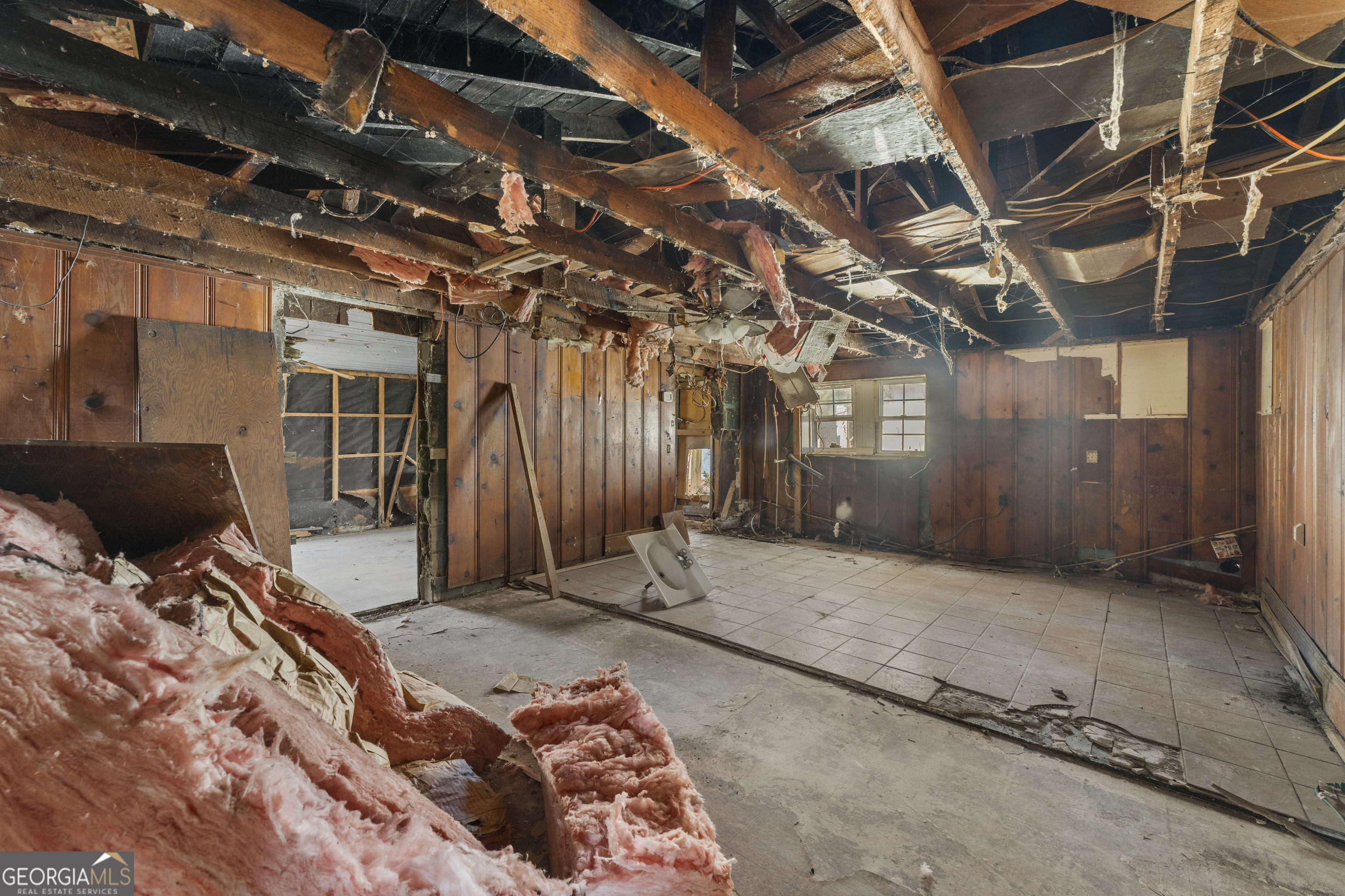7736 W Point Road Property Photo 14
