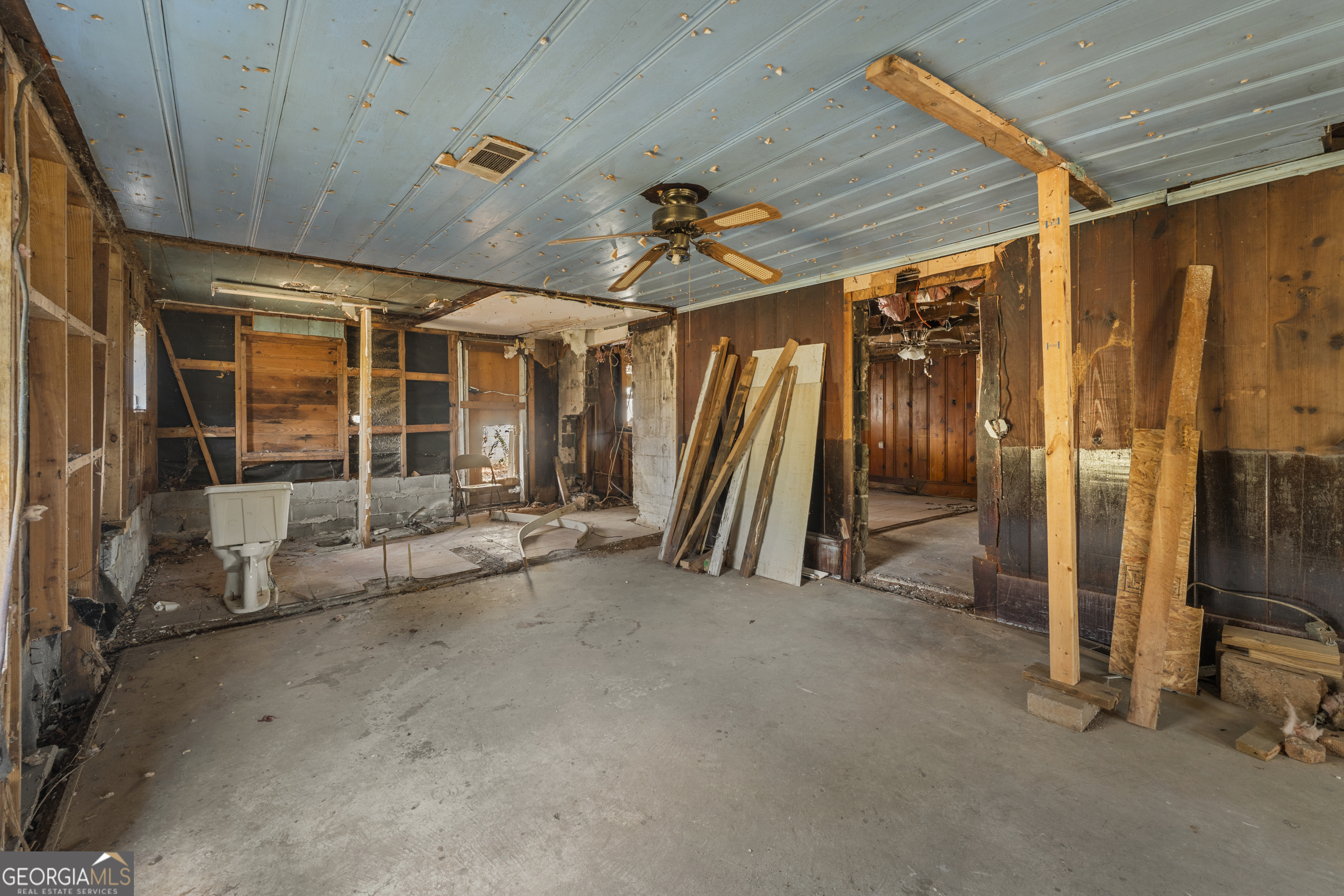7736 W Point Road Property Photo 19