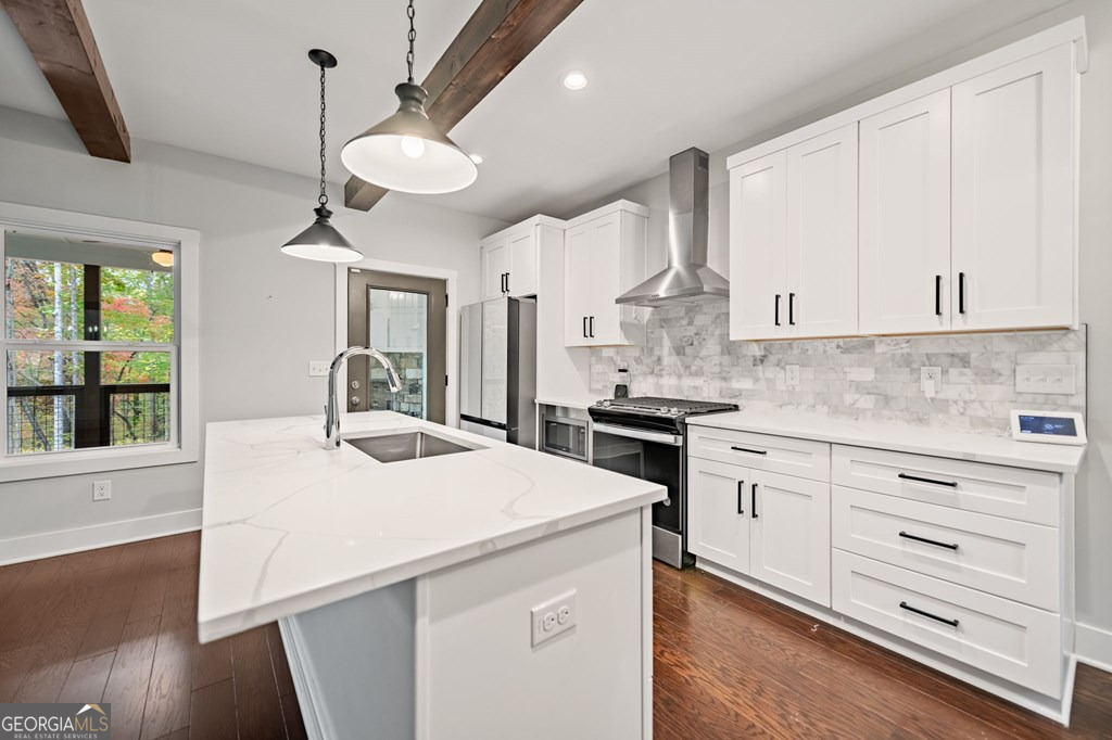 1130 Bridge Road Property Photo 3