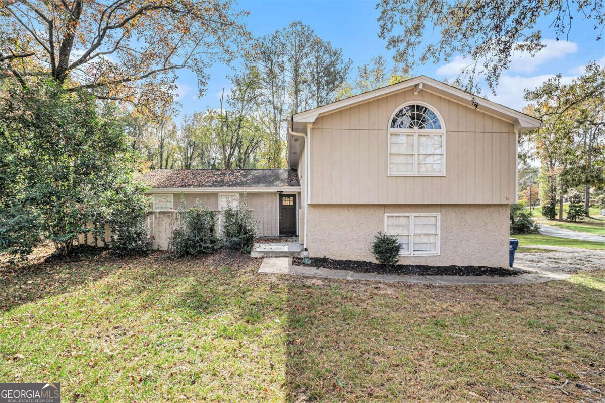 3276 Marlanta Drive Property Photo 2