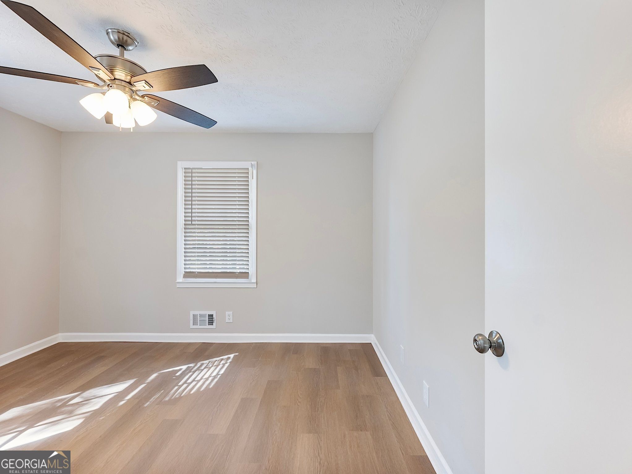 4239 Newcomb Road Property Photo 13