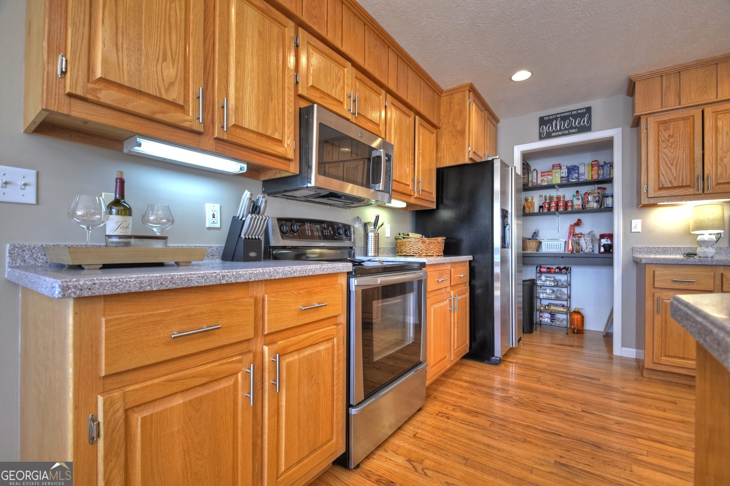 3725 Ada Street Property Photo 15