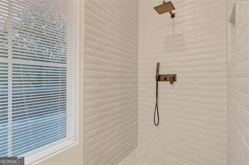 1815 River Street Property Photo 18
