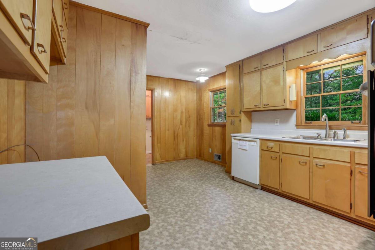 3425 New Macland Road Property Photo 18